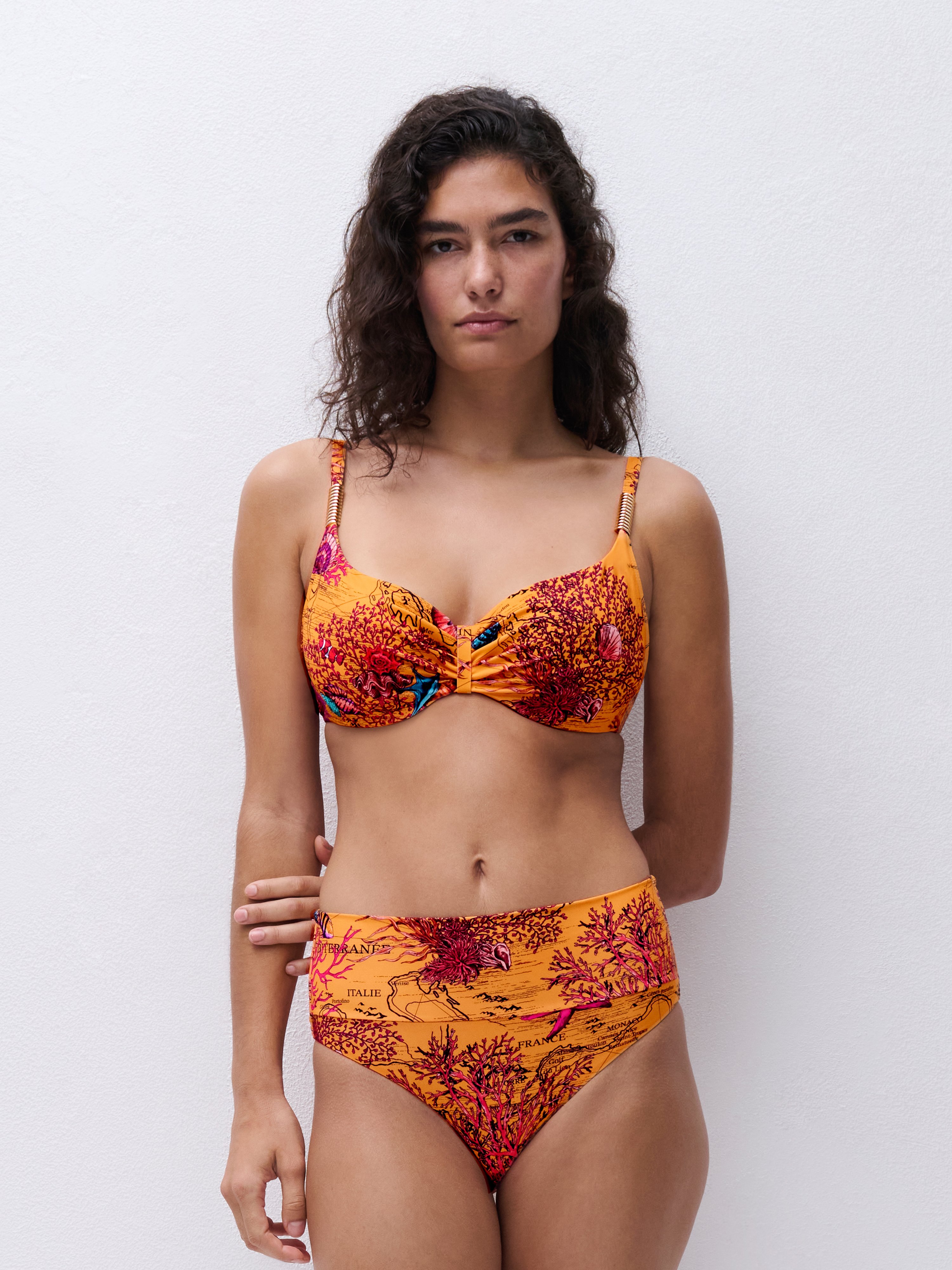 Underwired balconette bikini top CHANTELLE Green