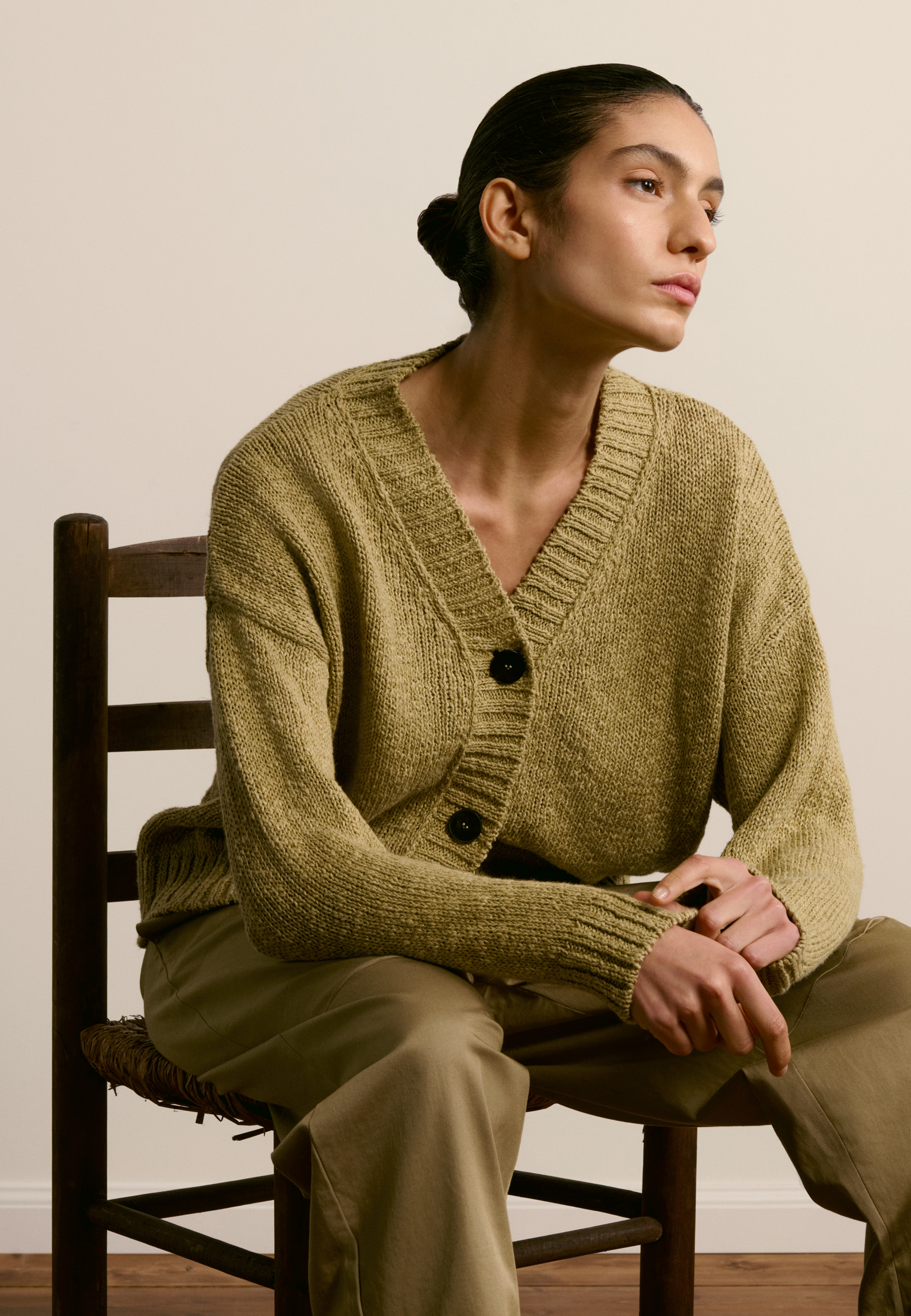 V-neck cotton and linen cardigan MAISON MONTAGUT Green