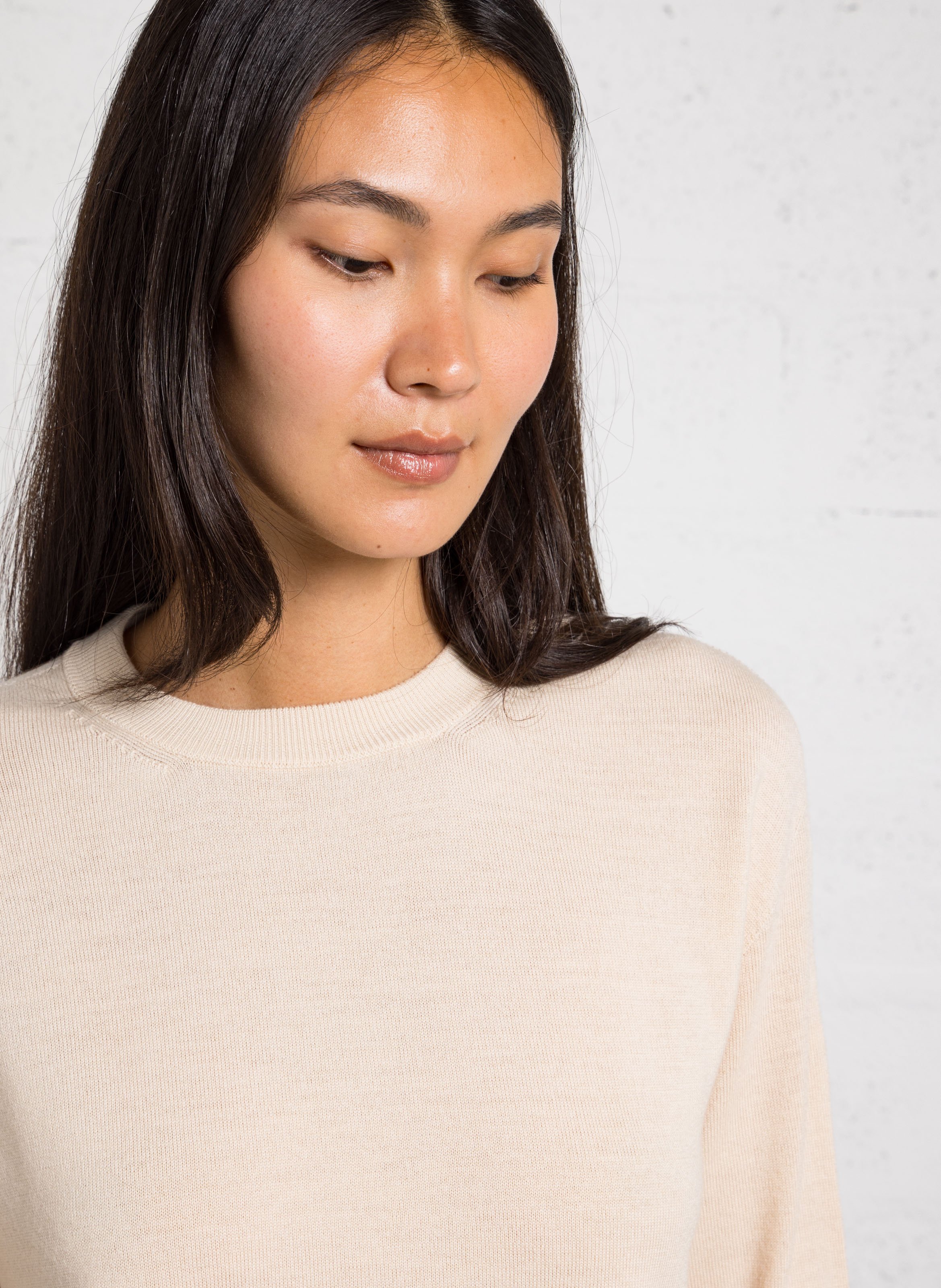 Round-neck wool sweater MOMONI Beige