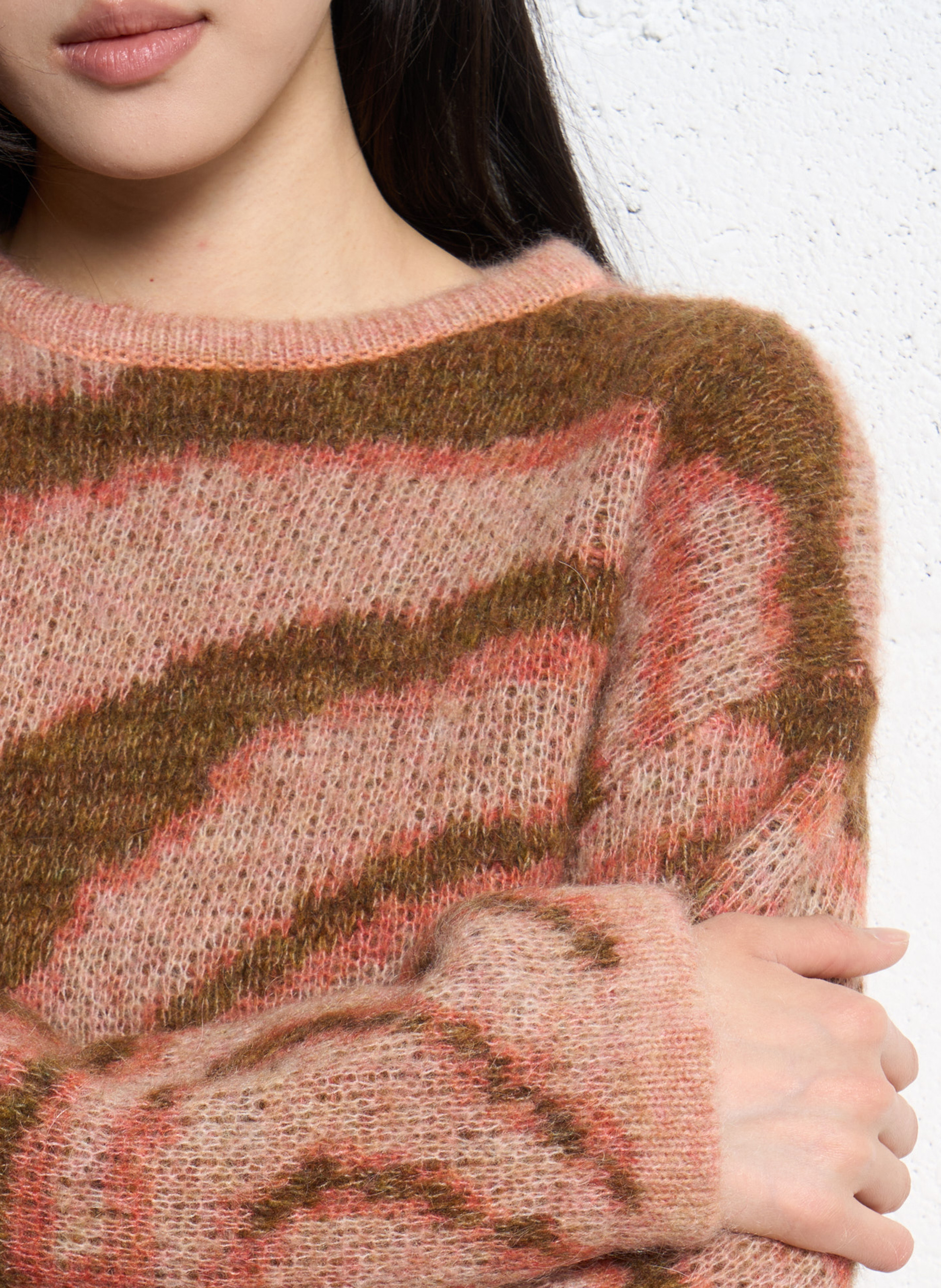 Pull droit col rond jacquard en maille mélangée SUNCOO Rose