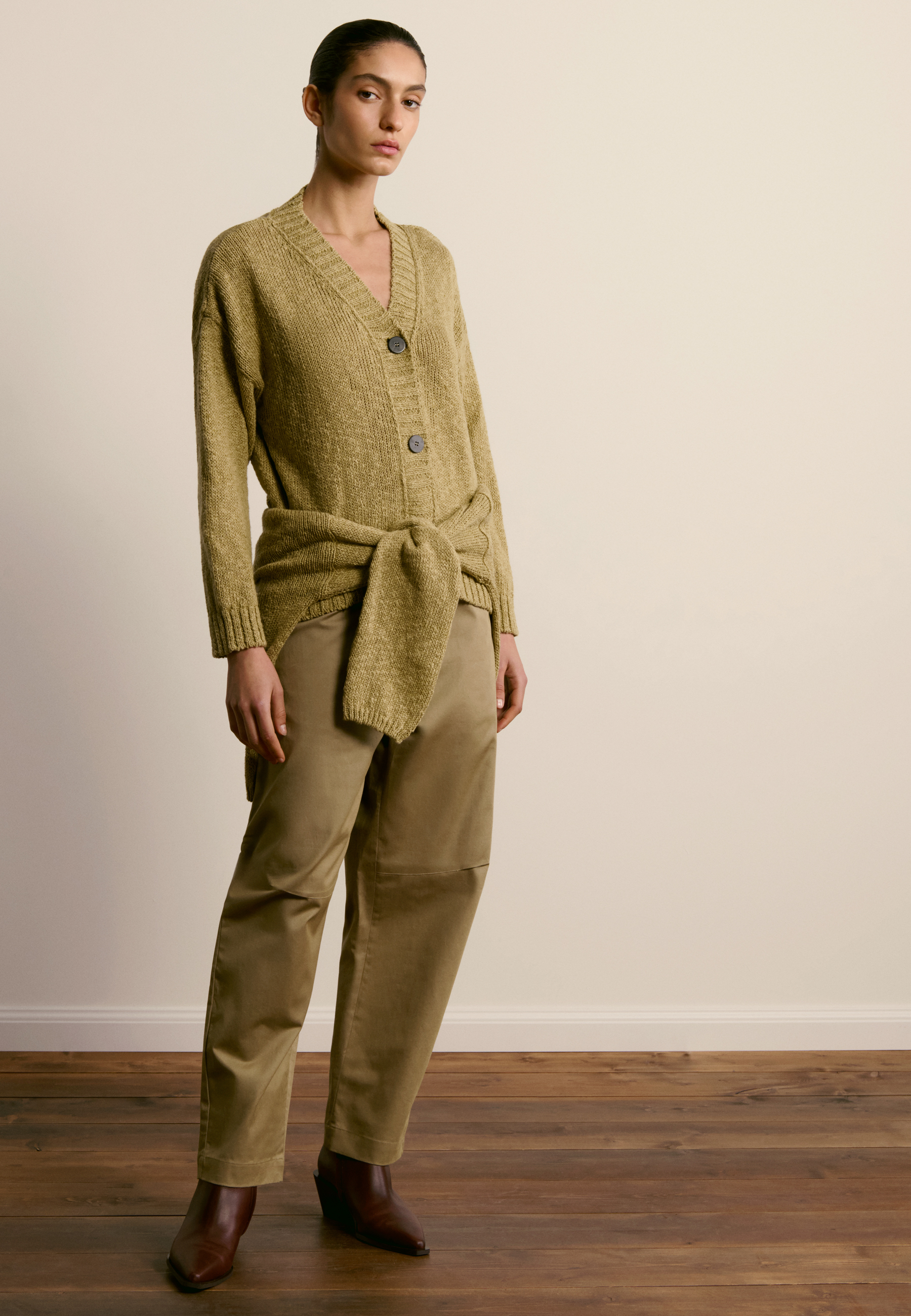 V-neck cotton and linen cardigan MAISON MONTAGUT Green