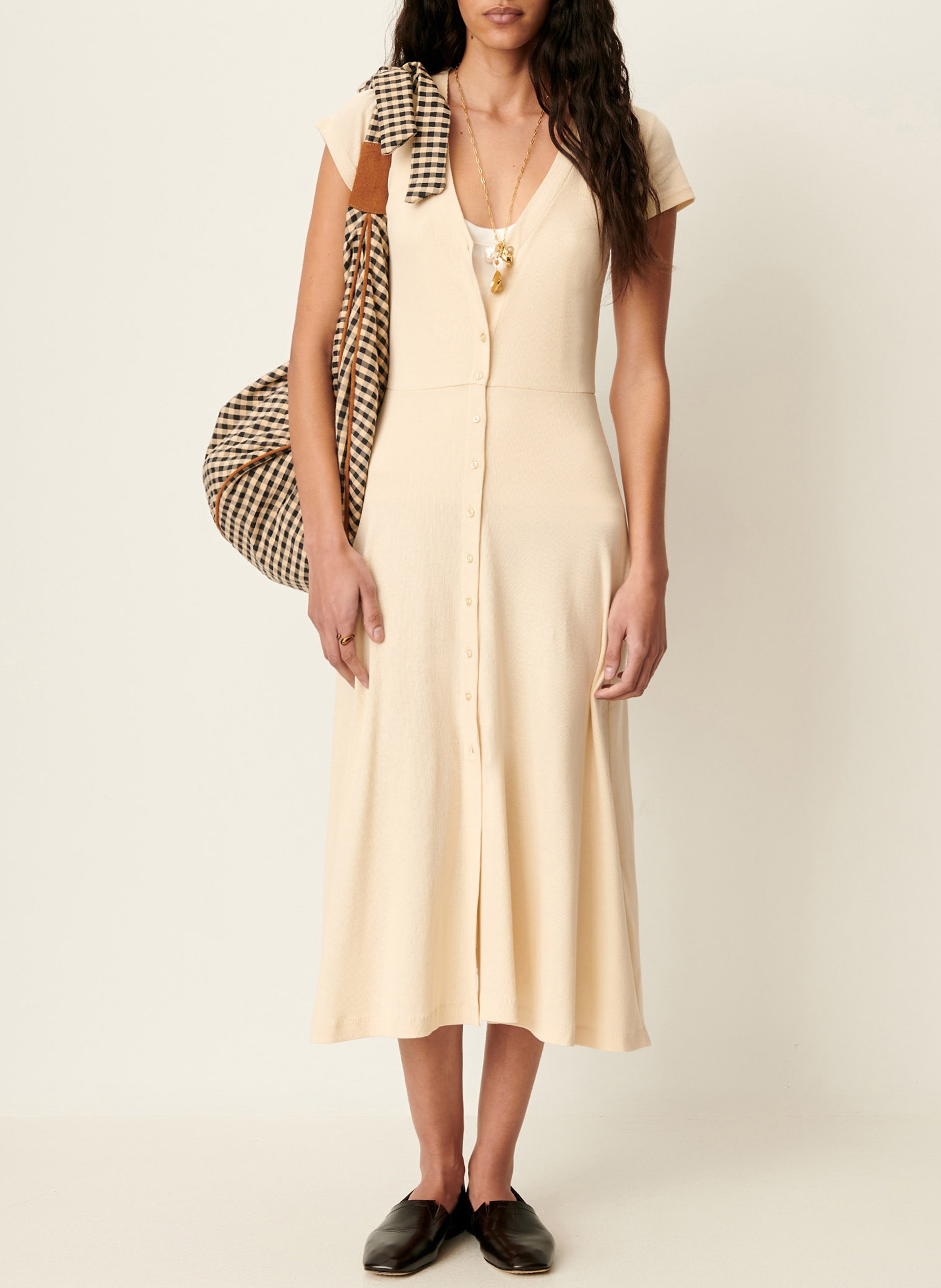 Halflange, rechte jurk van biokatoenmix met V-hals SESSUN Beige