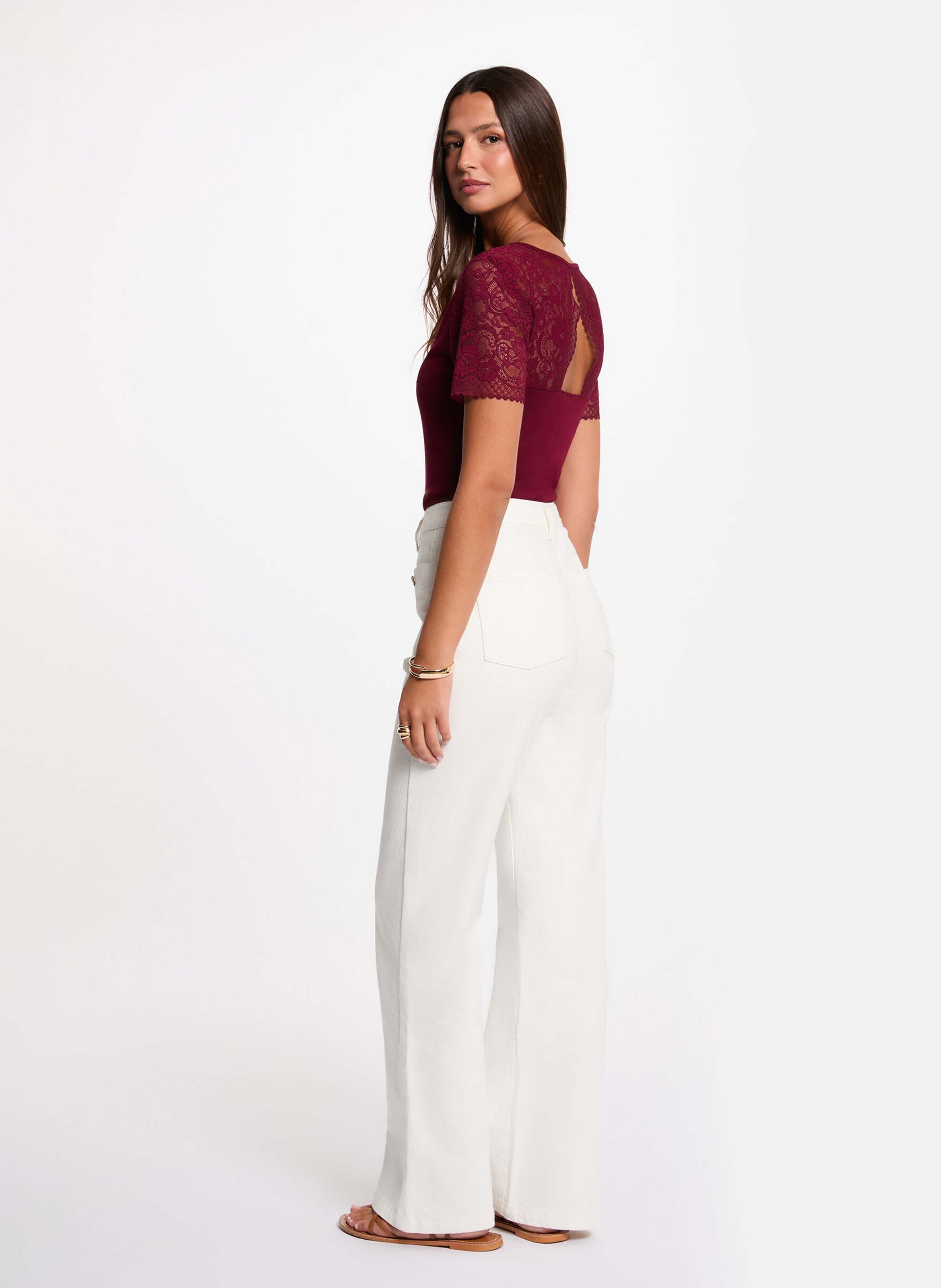 Top ajusté manches courtes en dentelle MORGAN Rouge