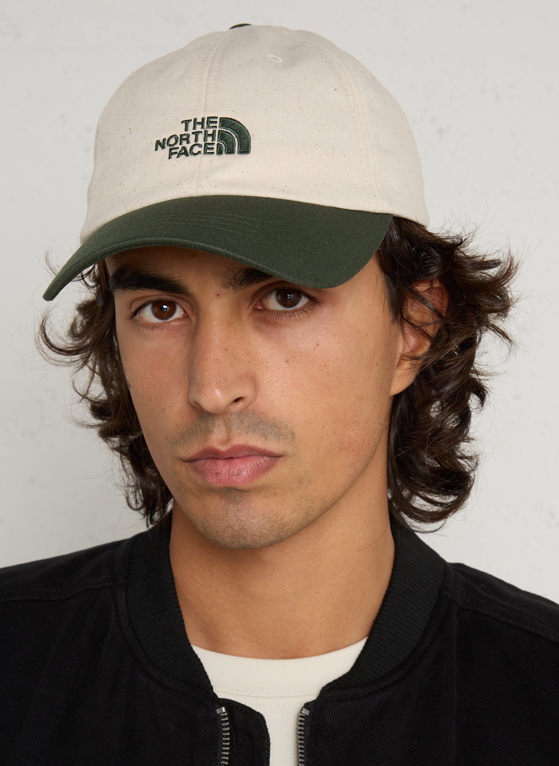 Solid cap with embroidered logo THE NORTH FACE Green