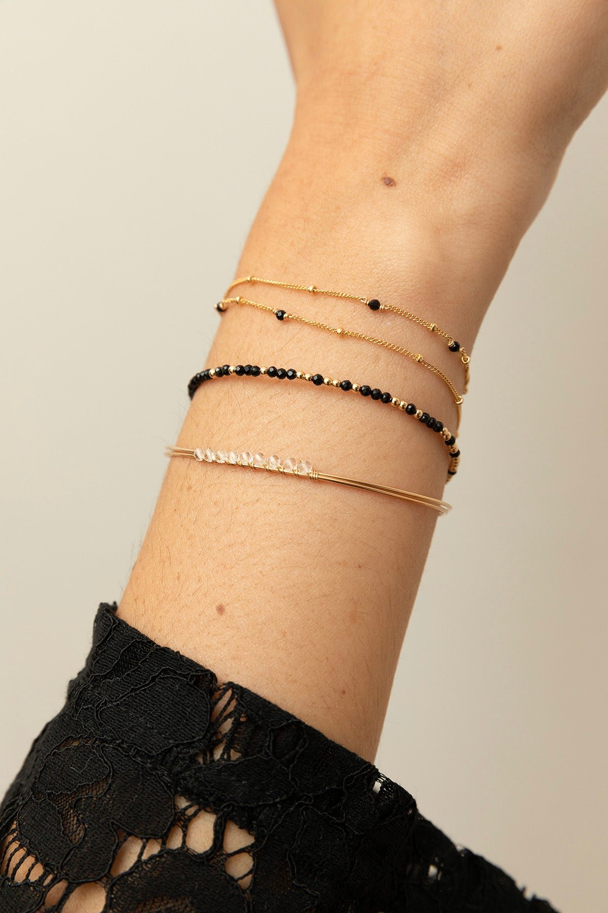 Black necklace-bracelet YAY Golden