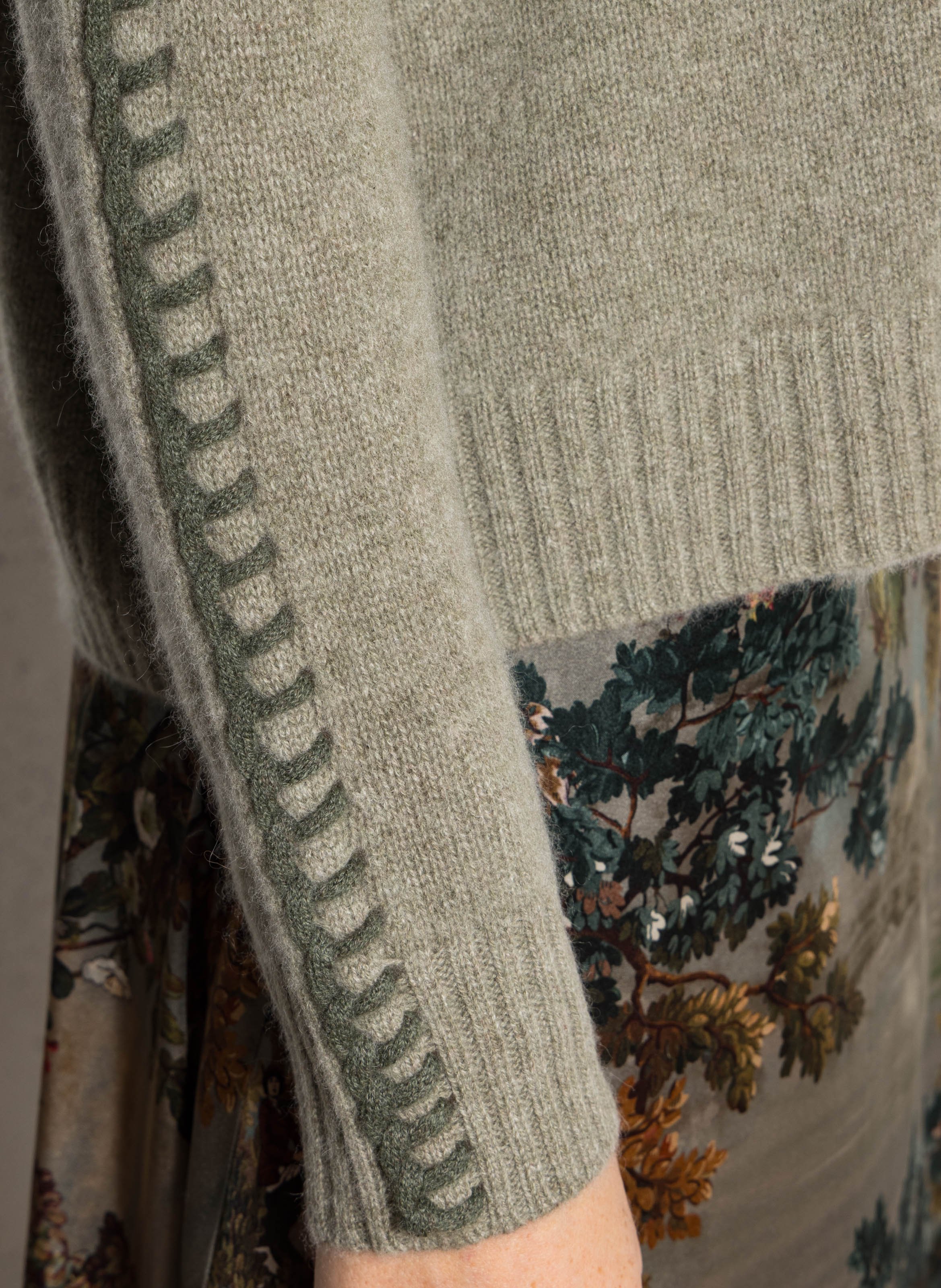 Wijde coltrui van kasjmier KUJTEN Kaki