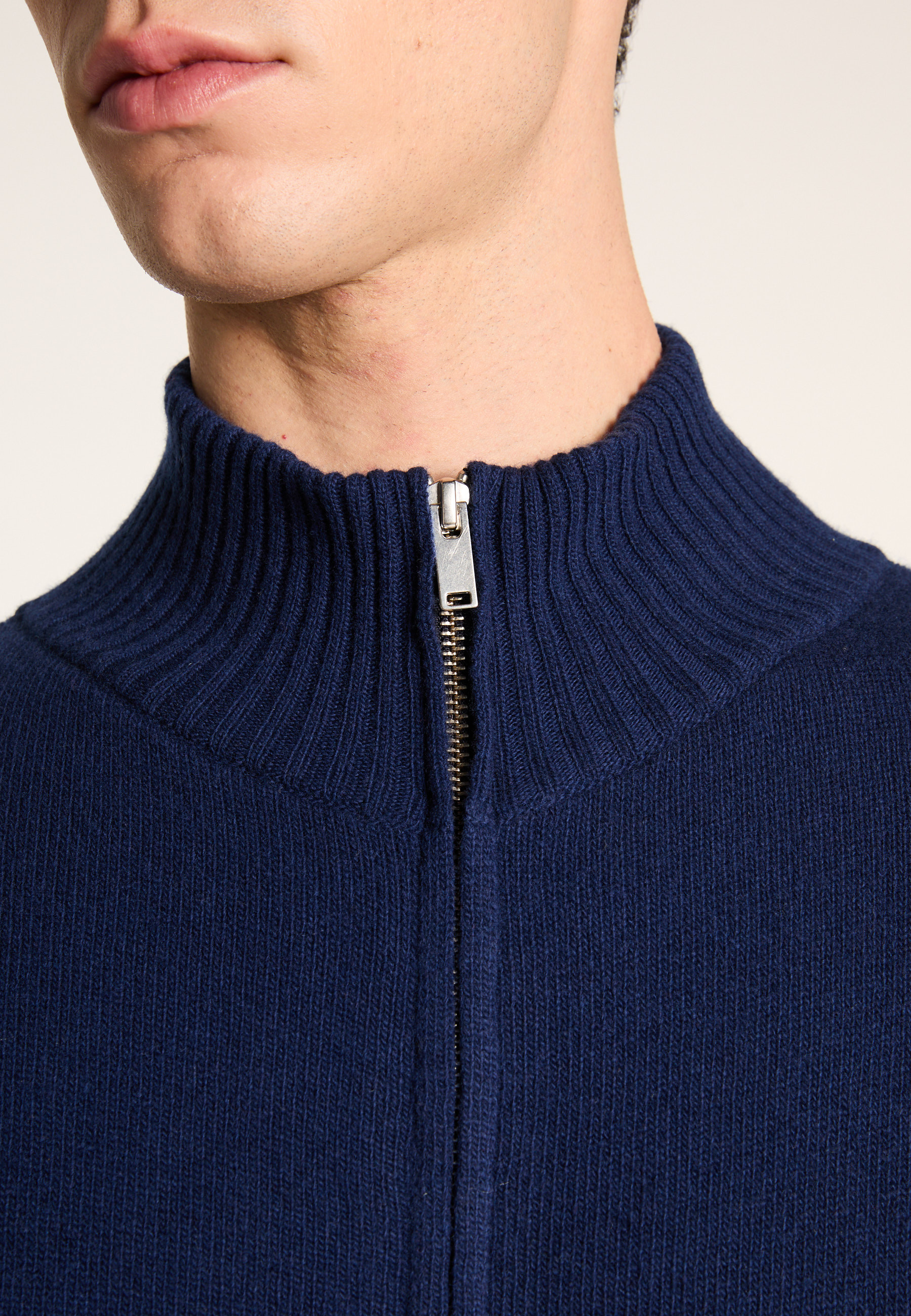 Dual-material wool cardigan MAISON MONTAGUT Blue