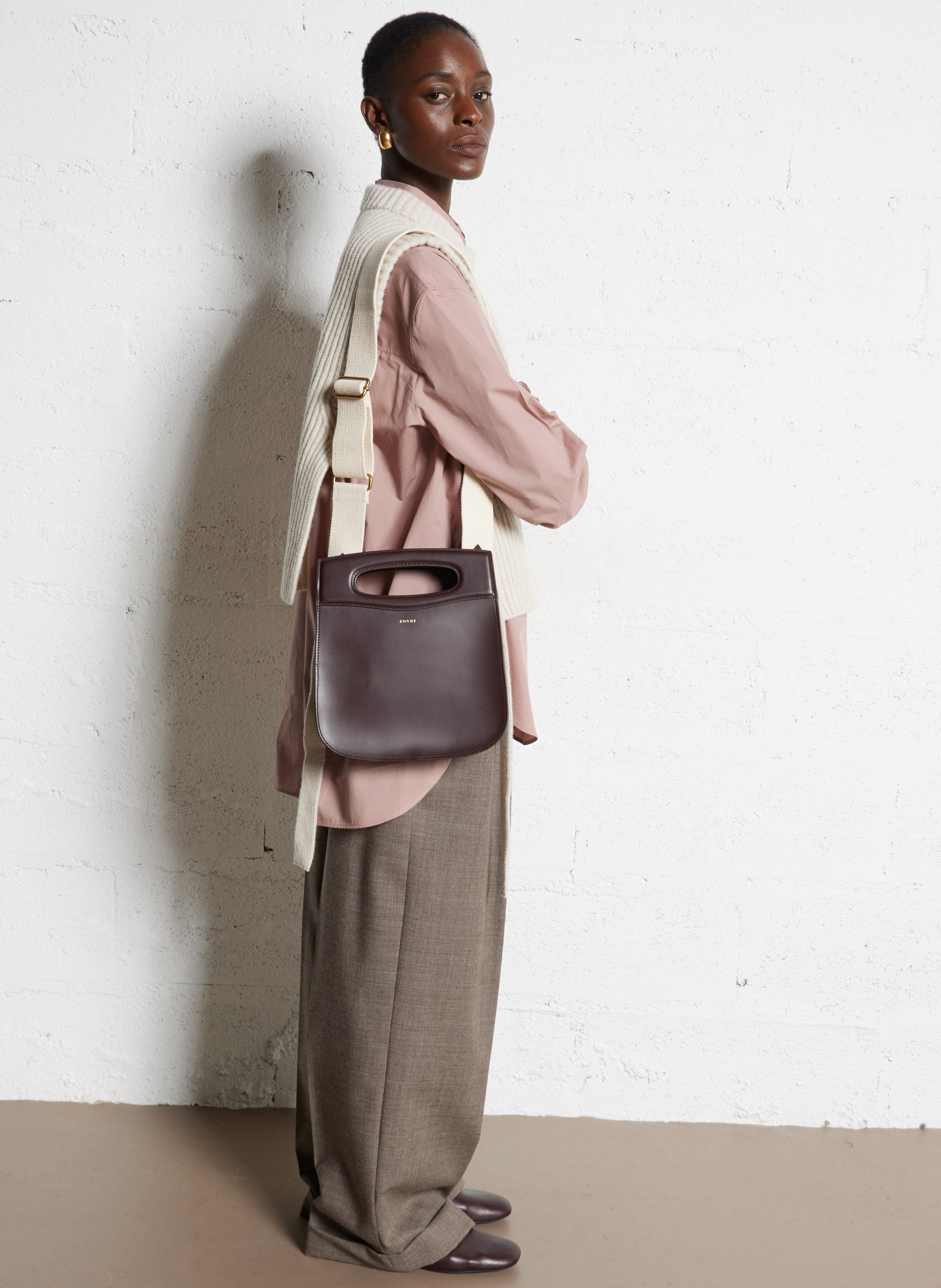 Calfskin leather shoulder bag SOEUR Red