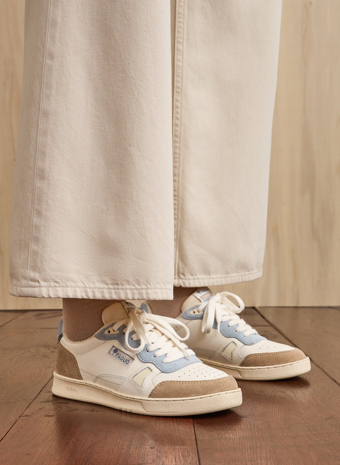 Niedrige Sneaker aus Leder-Mix FAGUO Beige