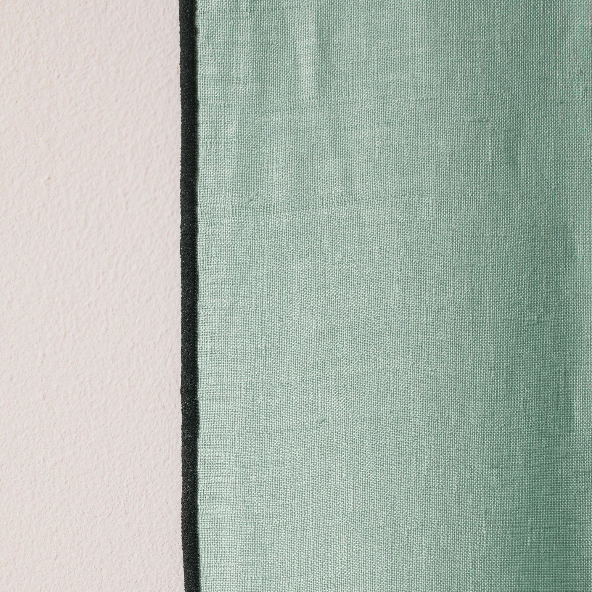 Rideau à oeillets noirs MADURA Green