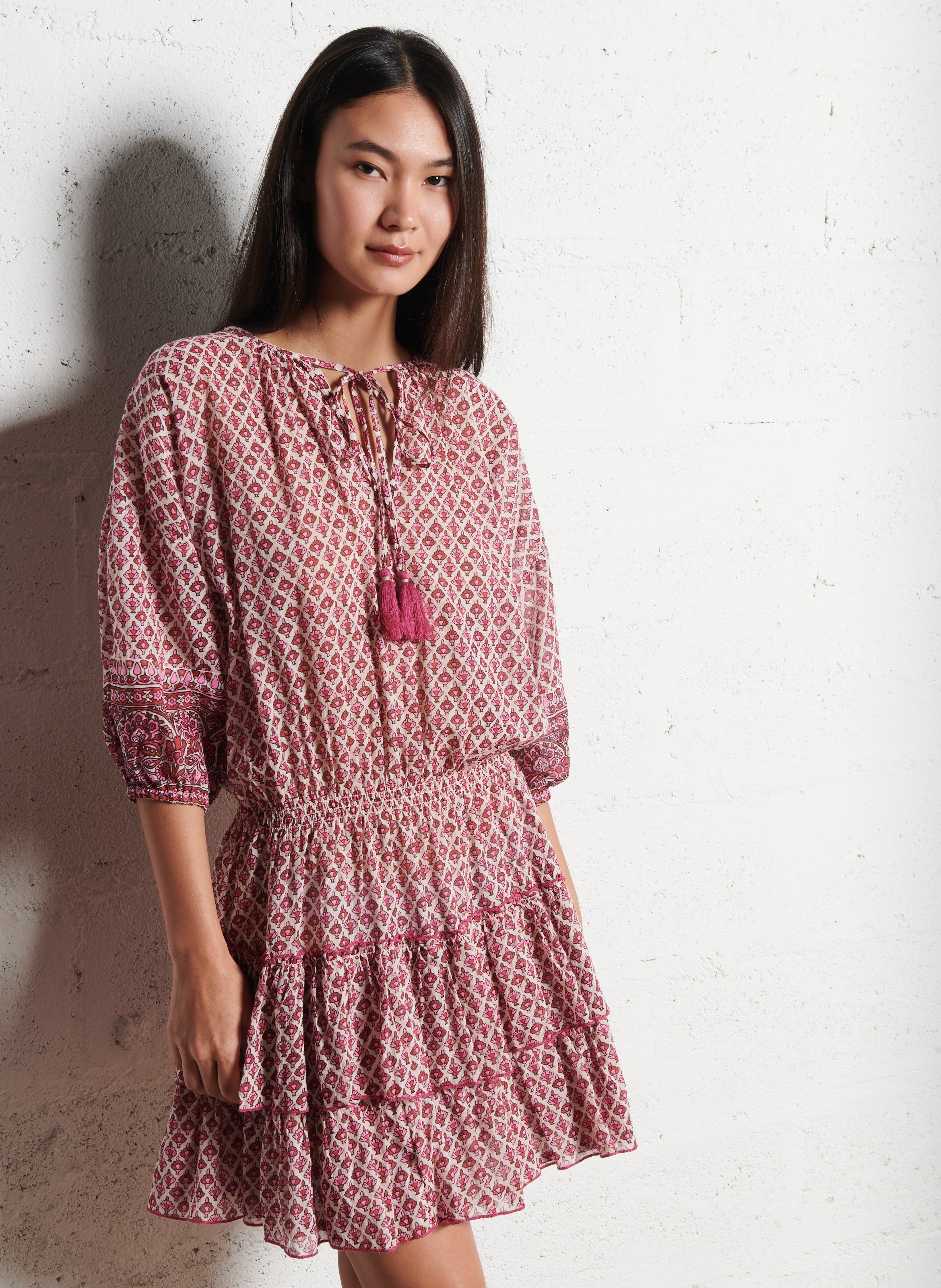 Robe courte cintrée en coton M.A.B.E Rose