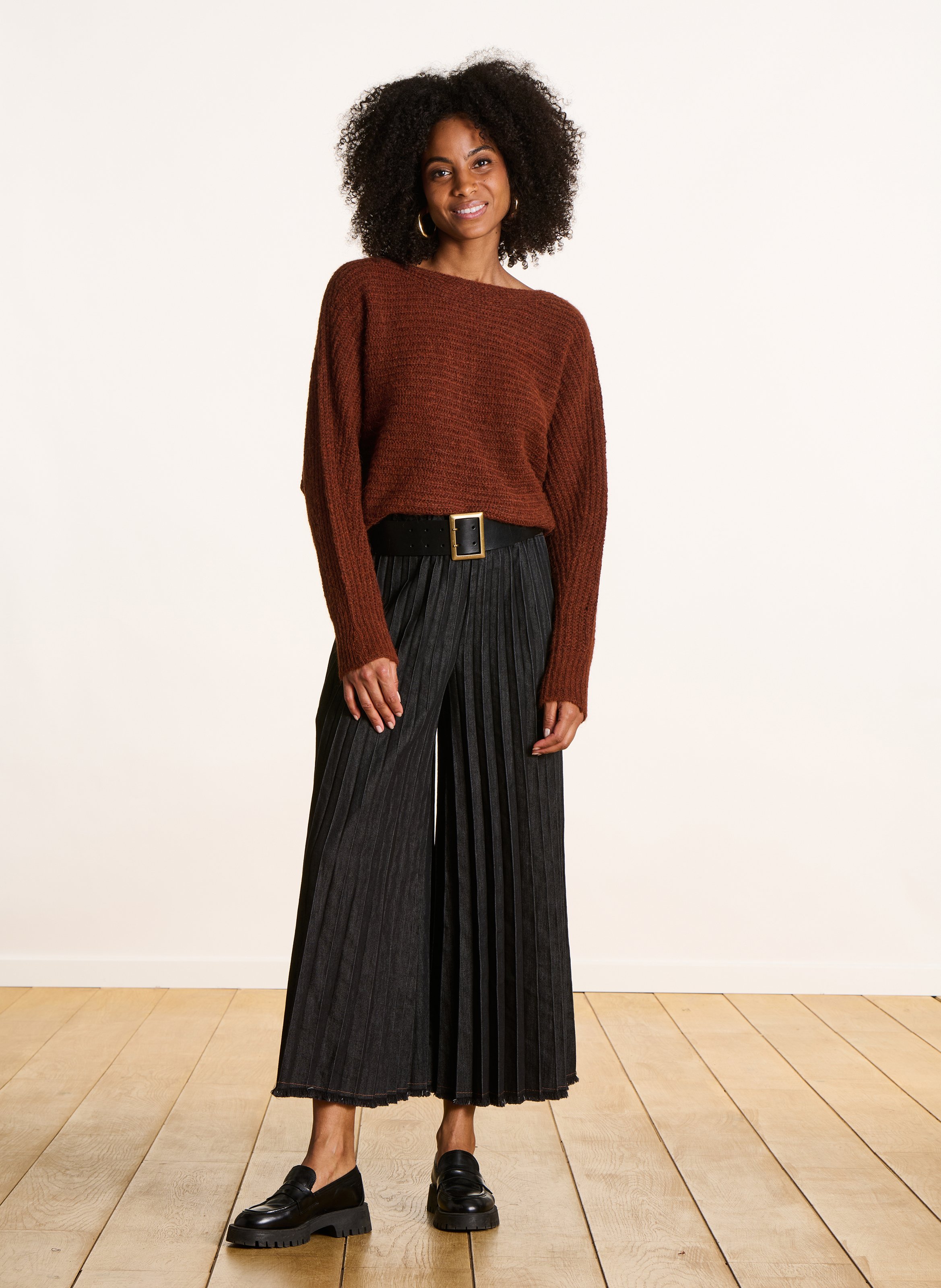 Kurzärmliger Pullover mit Rundhalsausschnitt LA FEE MARABOUTEE Beige