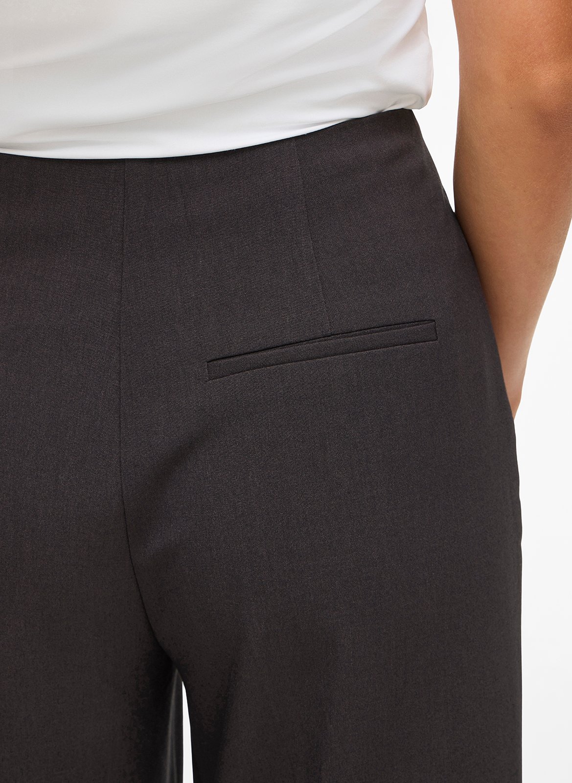 Pantalon droit uni à pinces VILA Gris