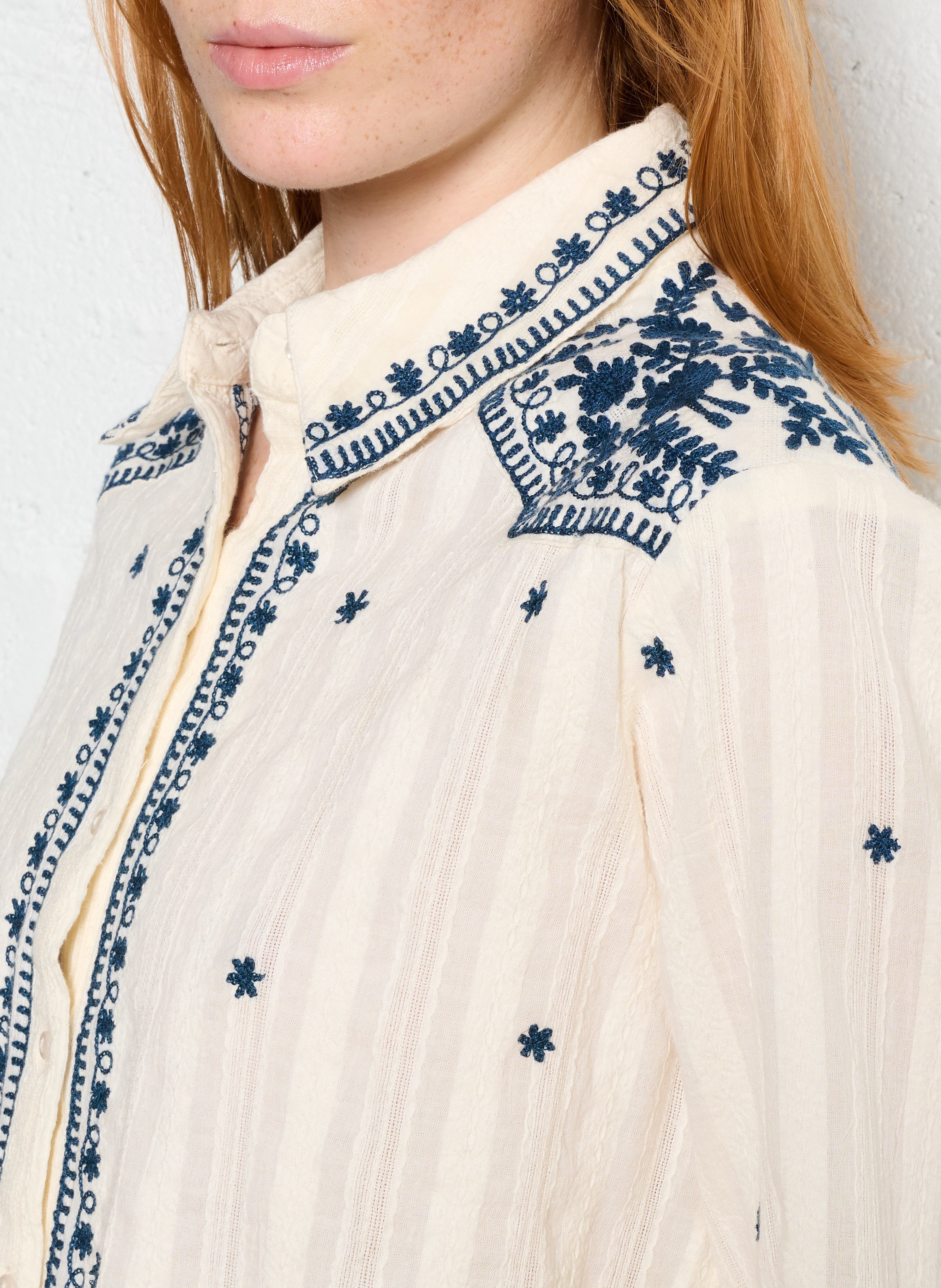 Gerades Baumwollhemd mit Stickerei MAISON HOTEL Blau