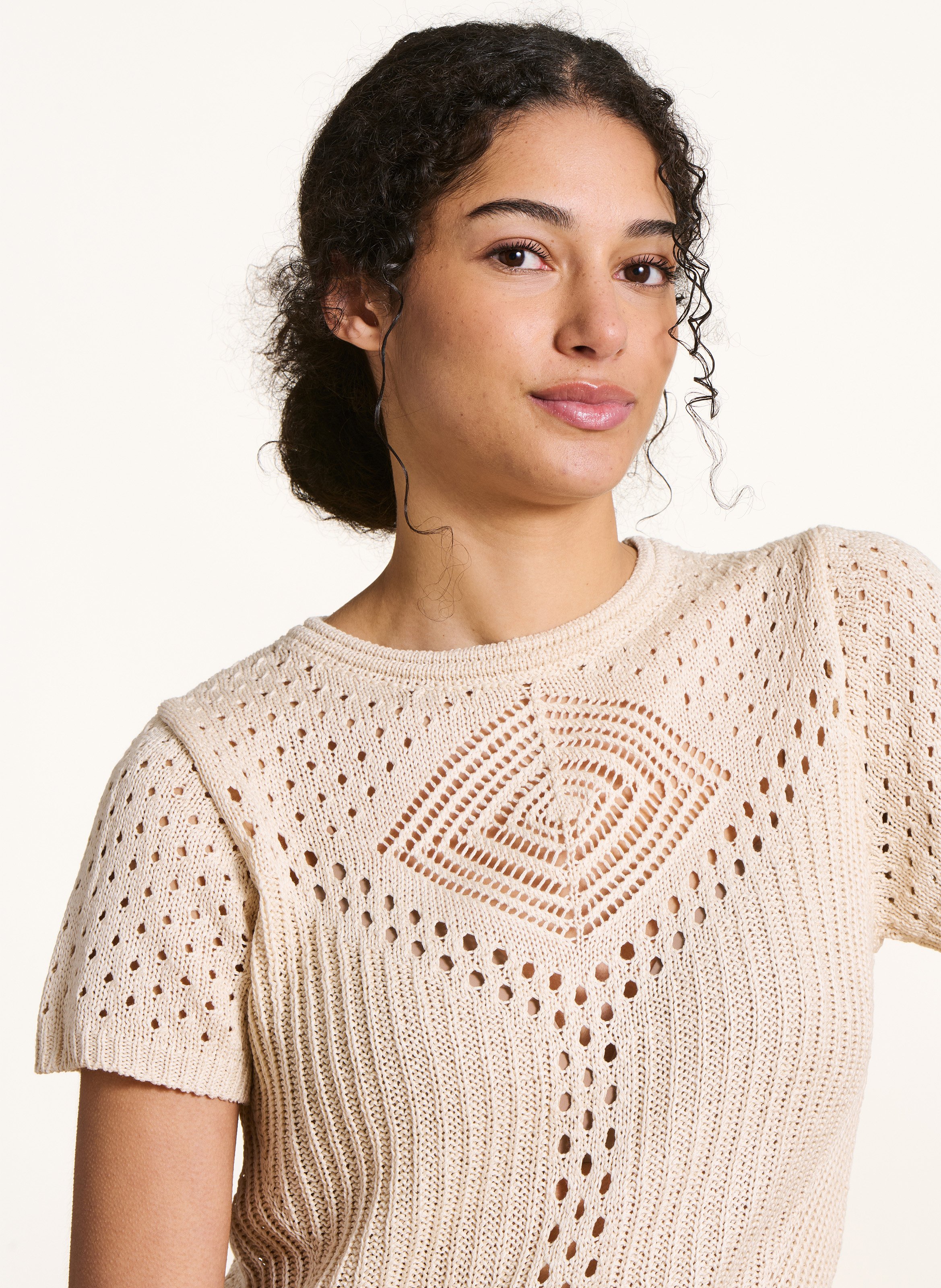Pull manches courtes en maille crochet LA FEE MARABOUTEE Blanc