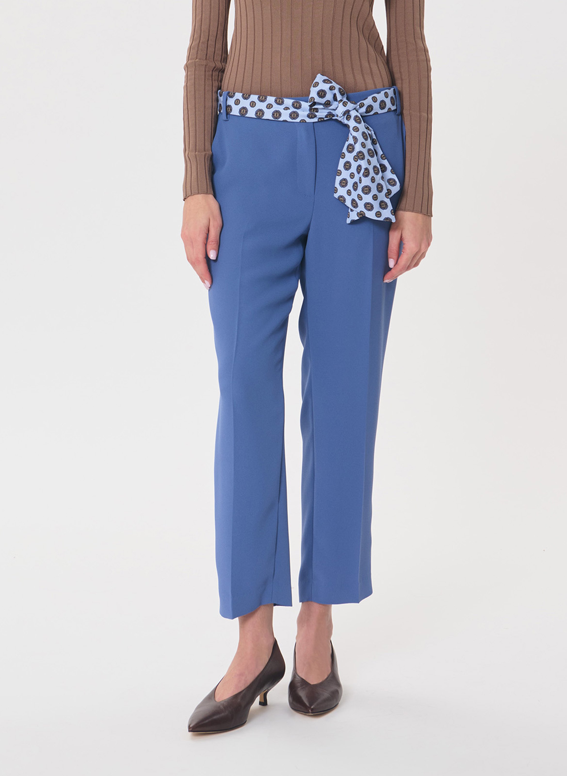Pantalon droit ajusté à ceinture foulard TARA JARMON Bleu