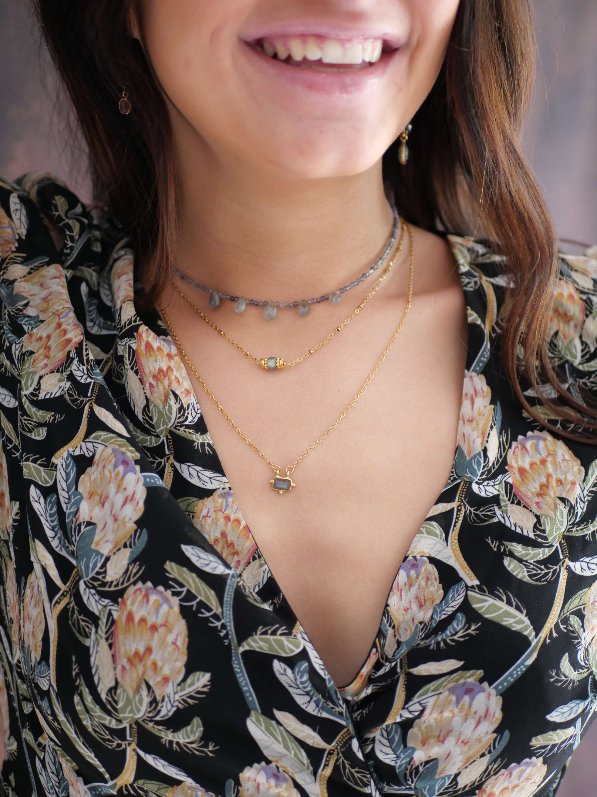 Labradorite necklace GINANDGER Grey