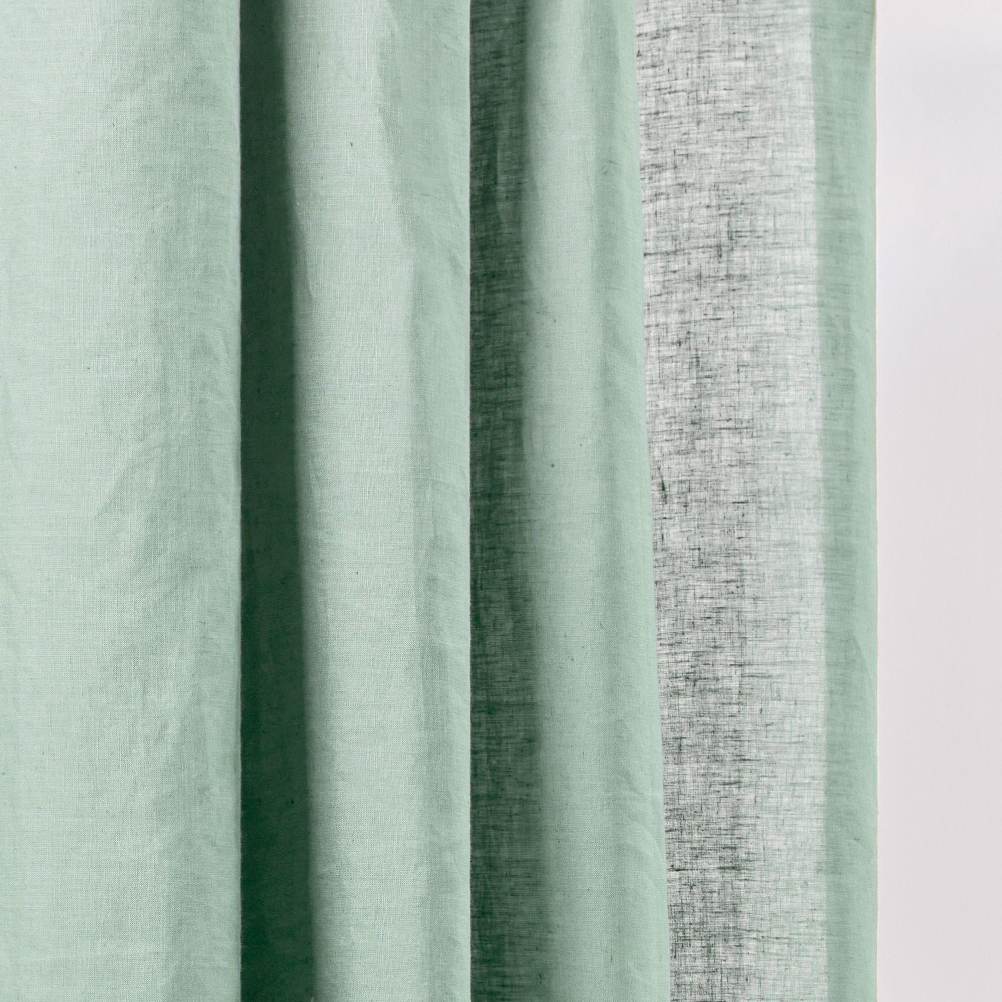 Rideau à oeillets noirs MADURA Green