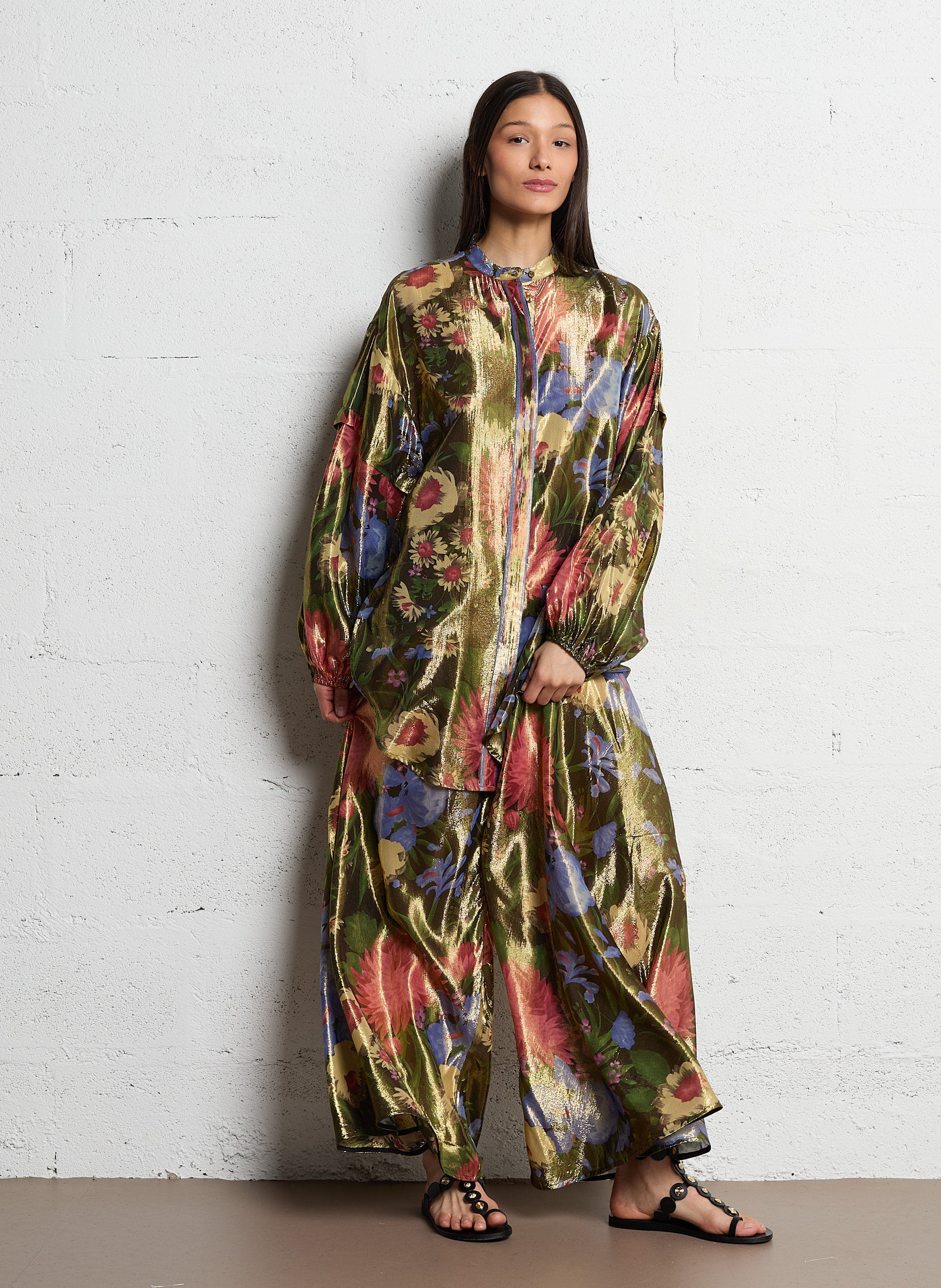 Weich fallende geblümte Hose, gerader Schnitt  Mehrfarbig