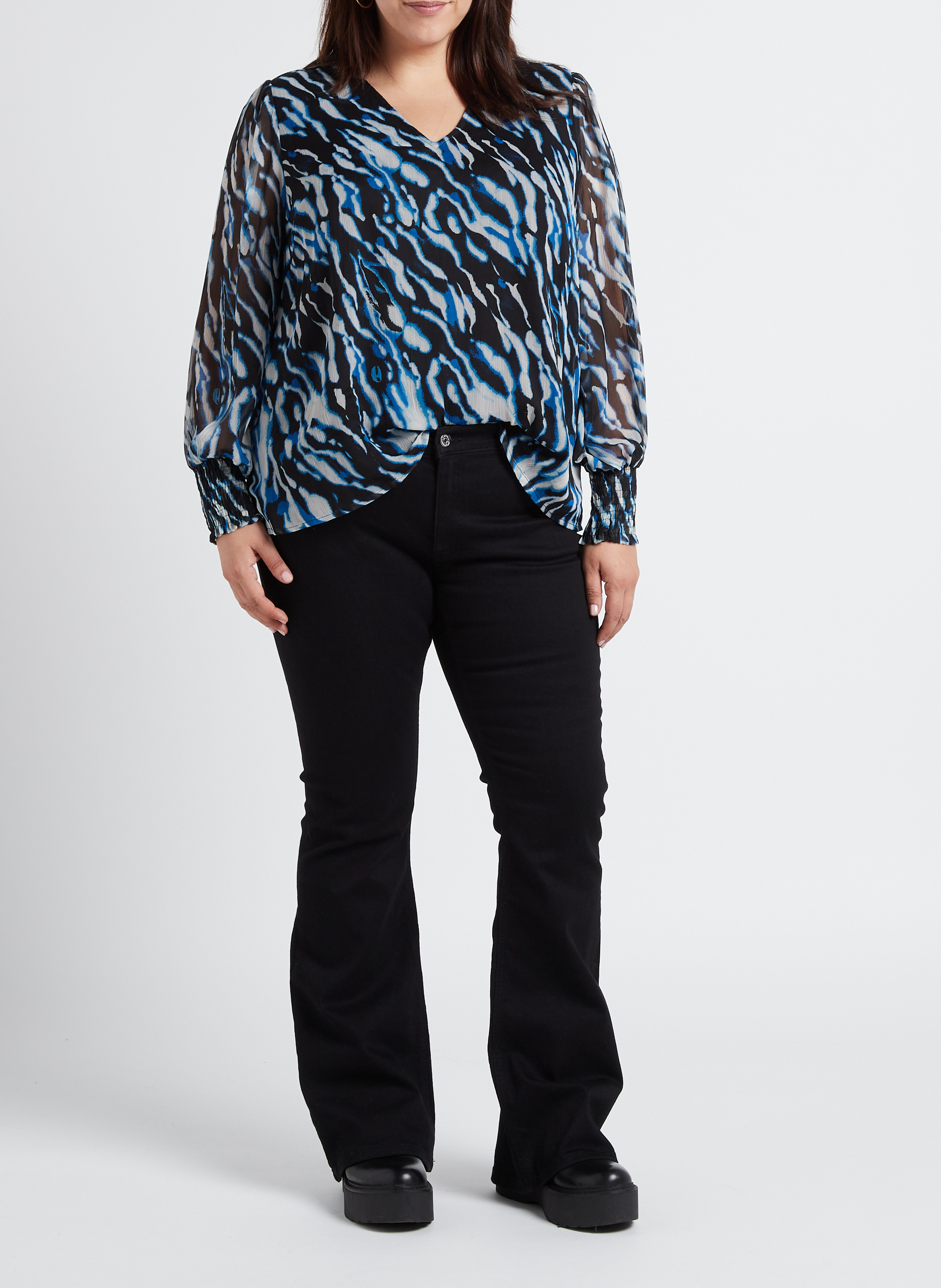 Top met V-hals en print EVOKED Zwart