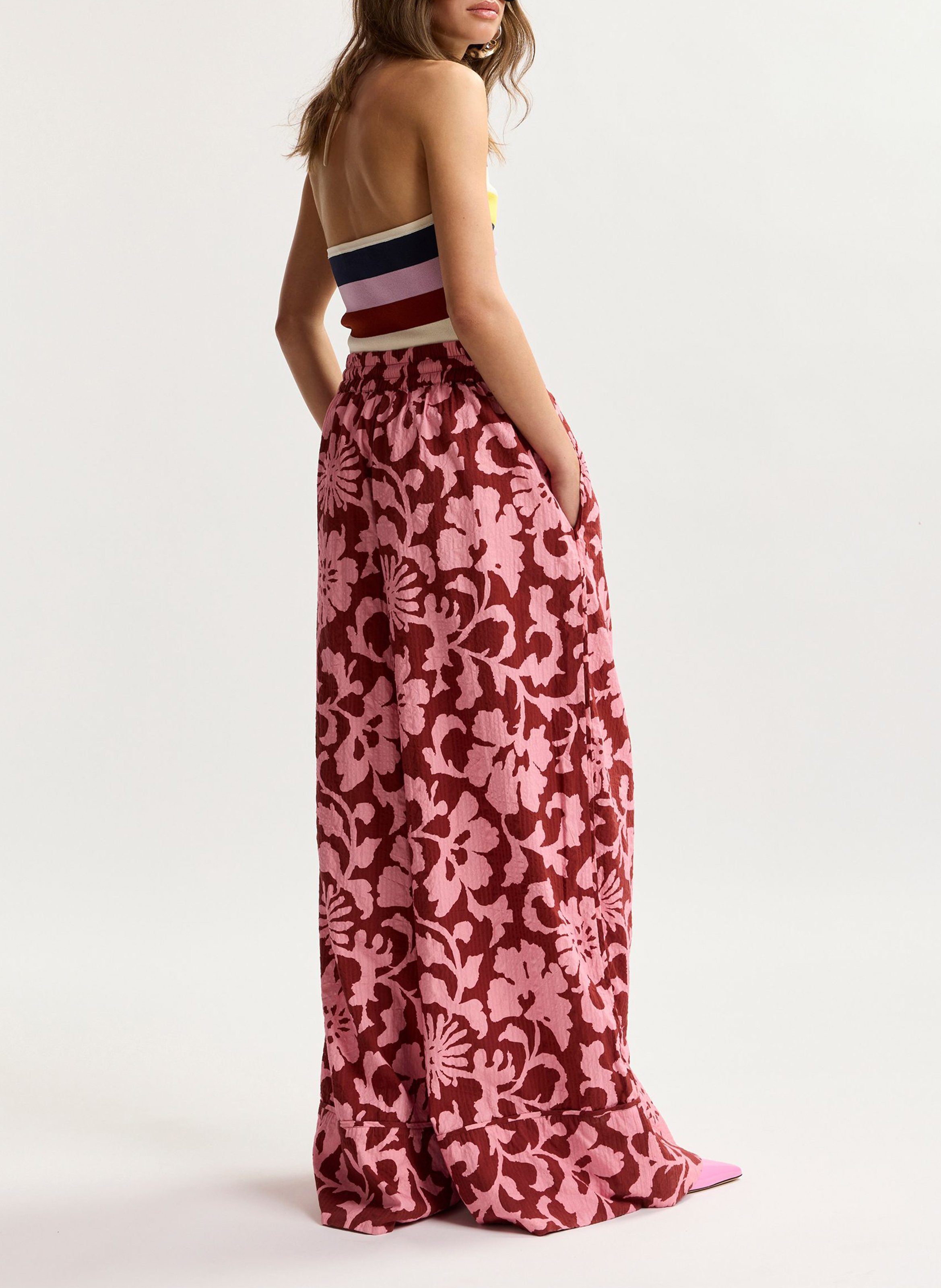 Pantalón de talle alto estampado ESSENTIEL ANTWERP Rojo