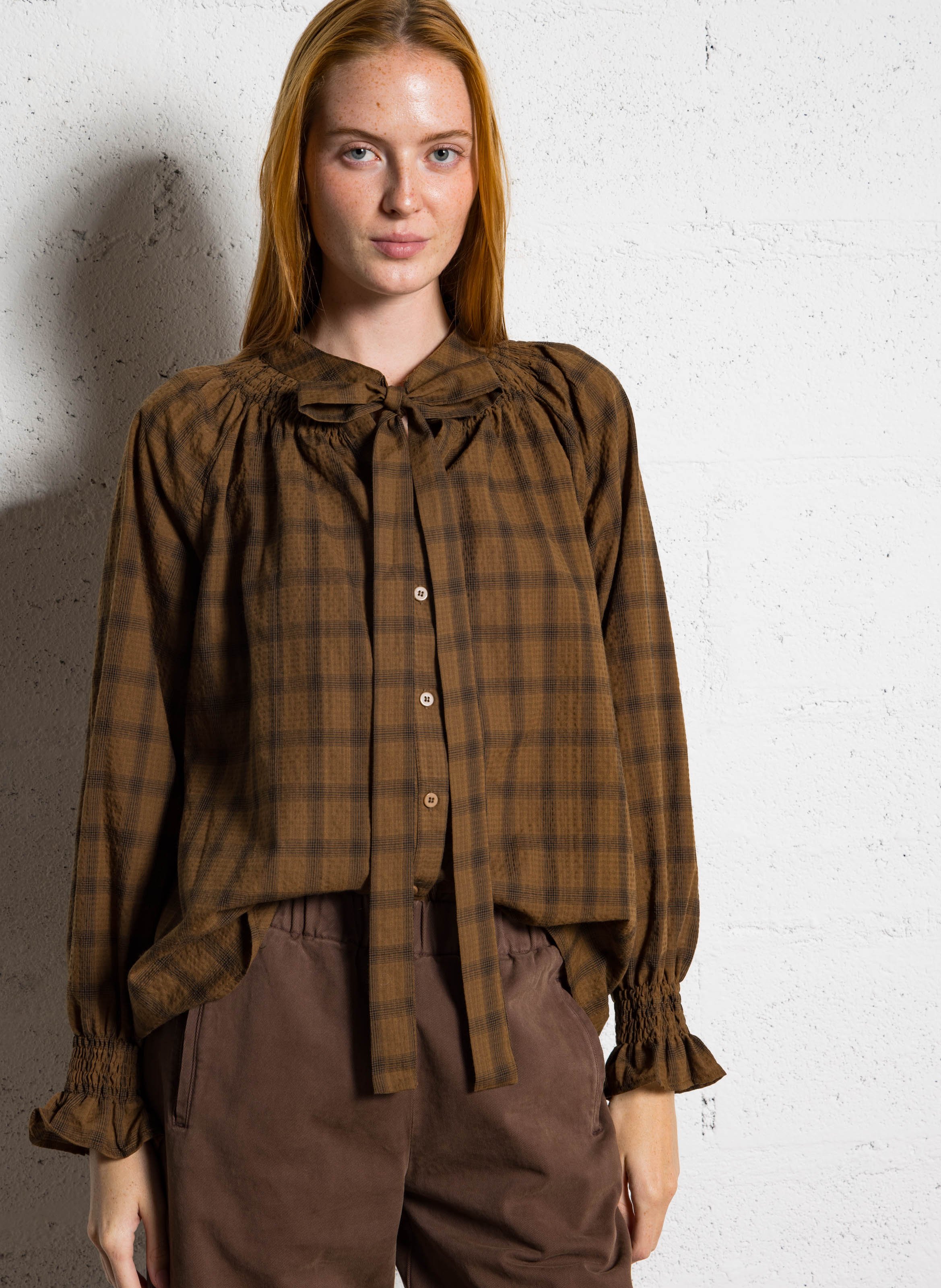 Baumwollbluse mit Schluppenkragen THE KORNER