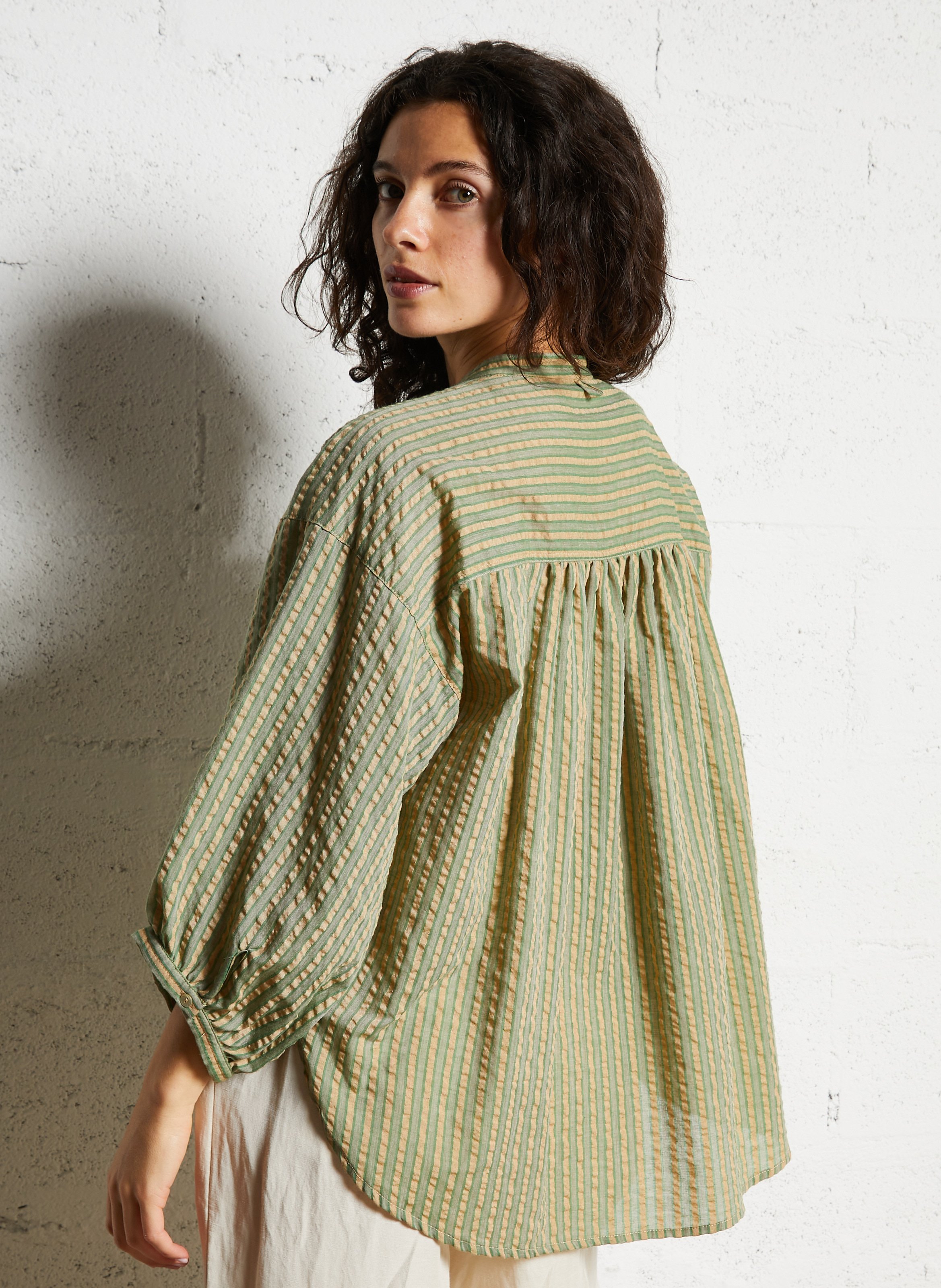 Weite Baumwollbluse mit Mao-Kragen JC SOPHIE Khaki