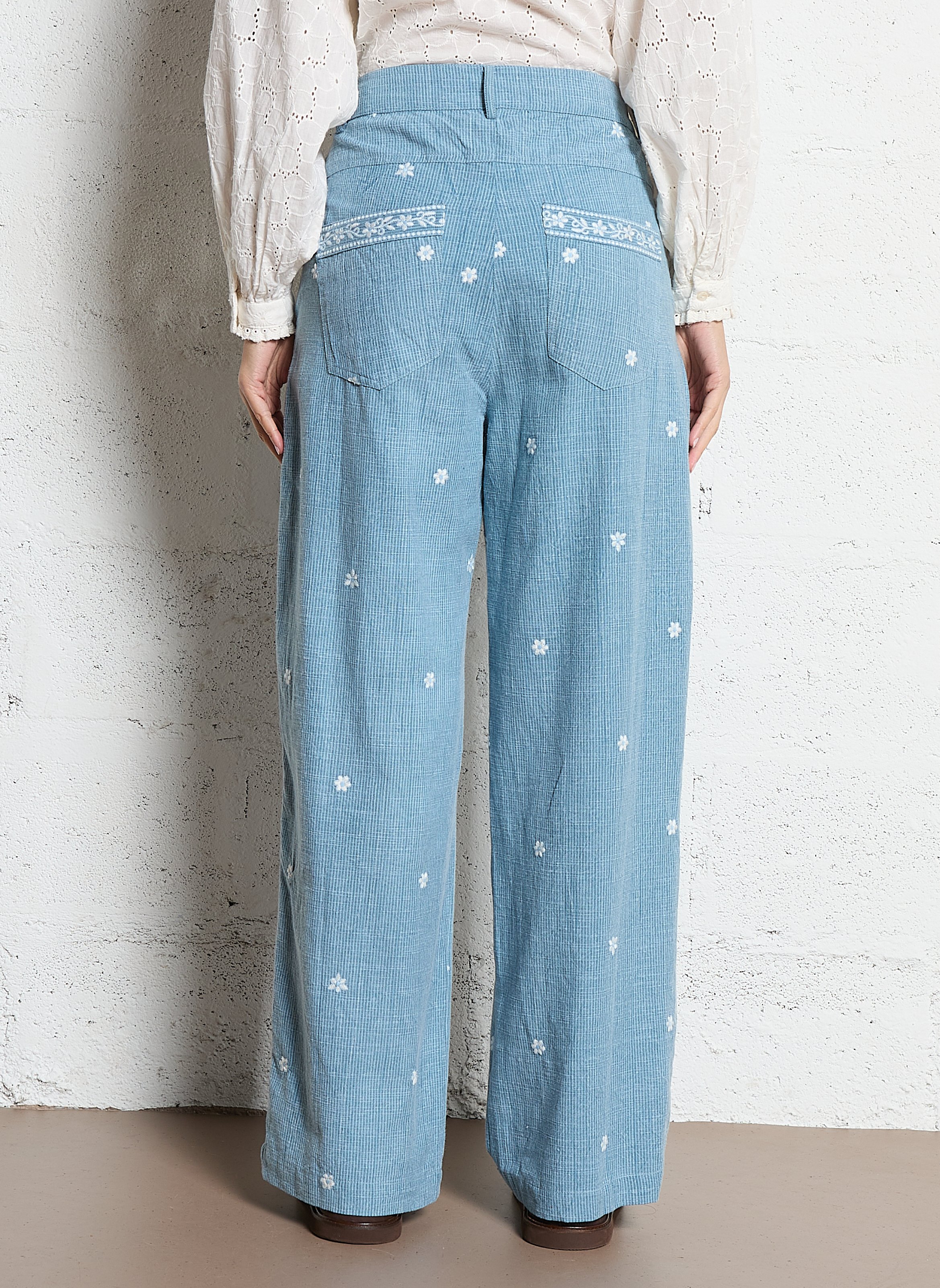 Weit gestreifte Hose aus bestickter Baumwolle MAISON HOTEL Blau