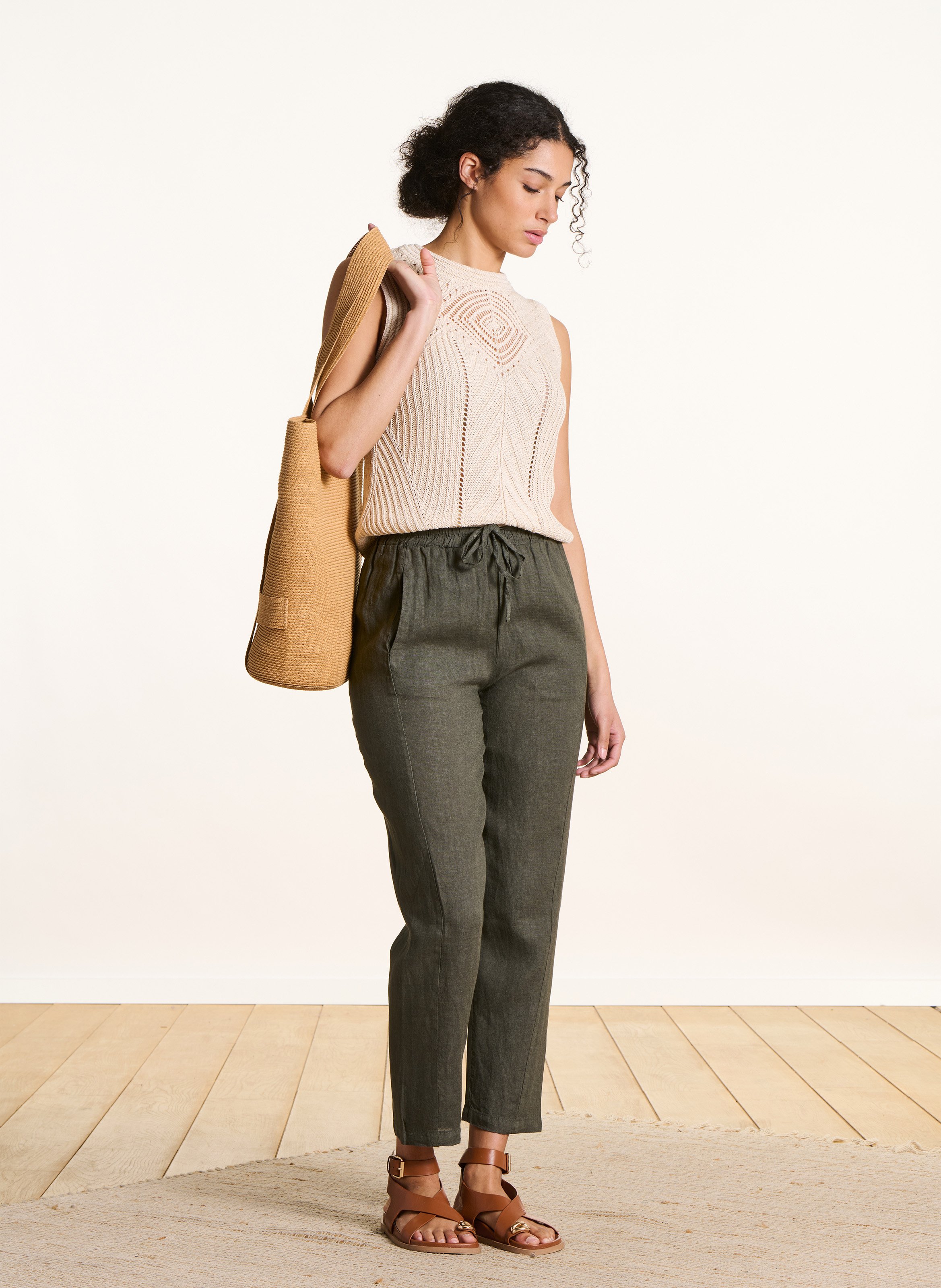 Pull droit col rond en maille LA FEE MARABOUTEE Blanc