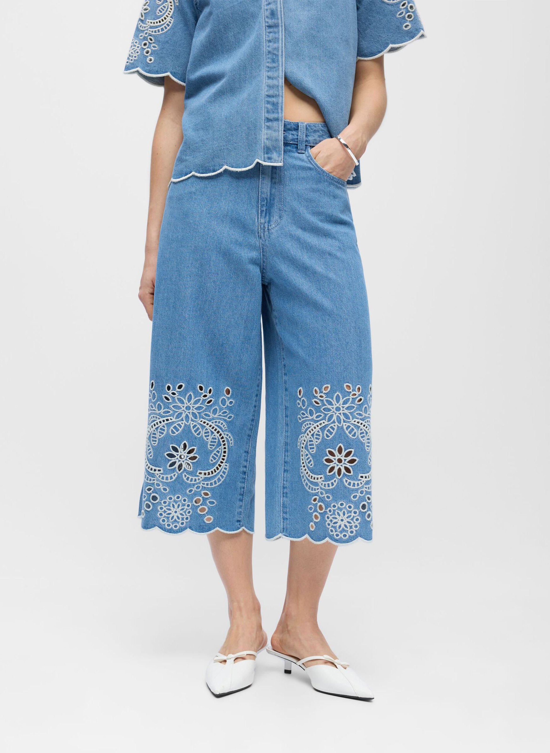 Gerade geschnittene Bermudashorts aus Baumwoll-Mix OBJECT Blau