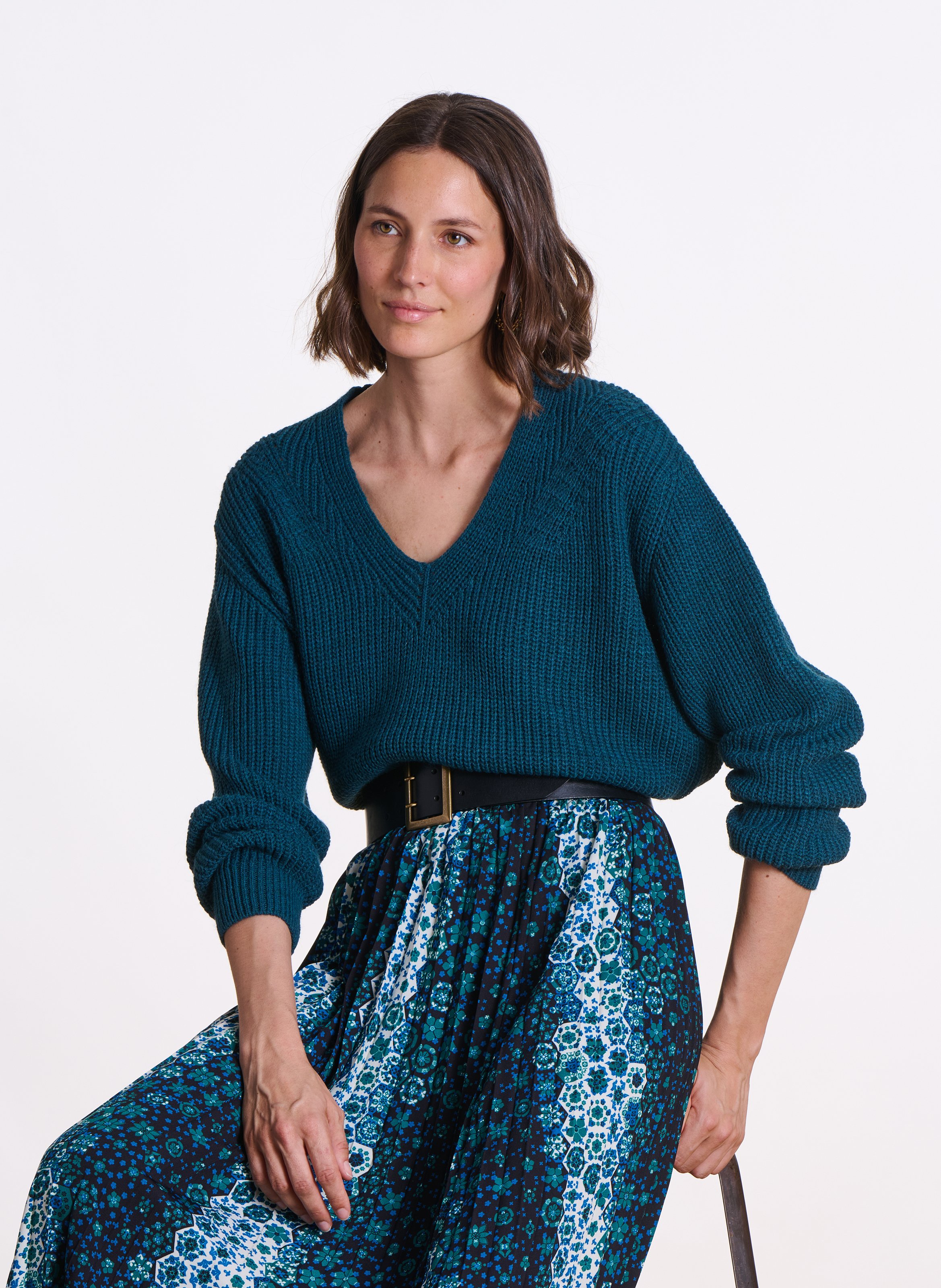 Oversized V-neck ribbed knit sweater LA FEE MARABOUTEE Blue