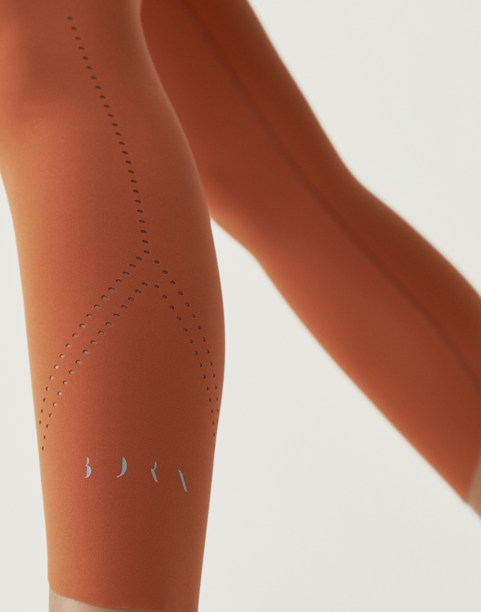 Capri performance sports leggings BORN Orange