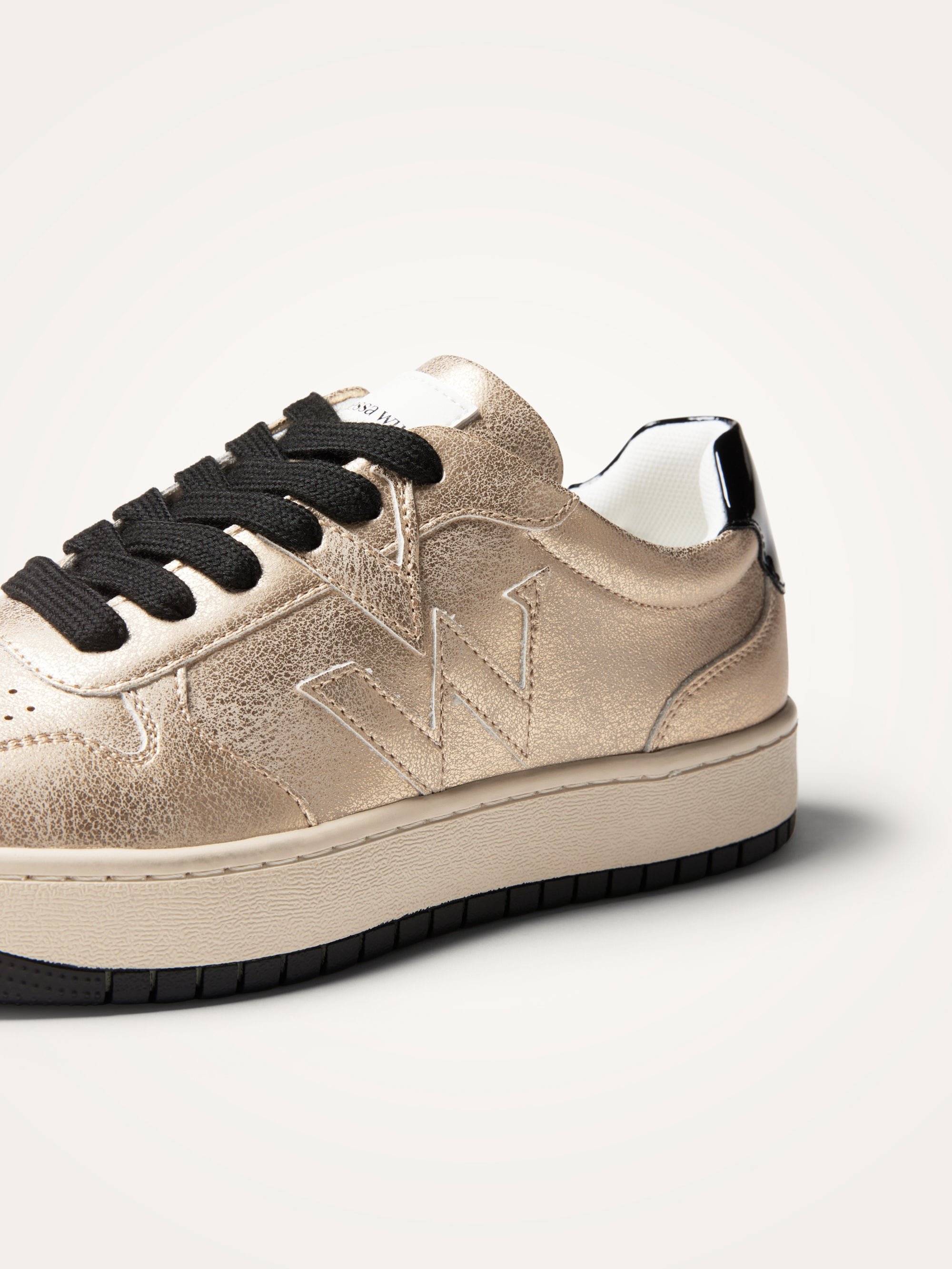 Monogram thick sole sneakers VANESSA WU Golden
