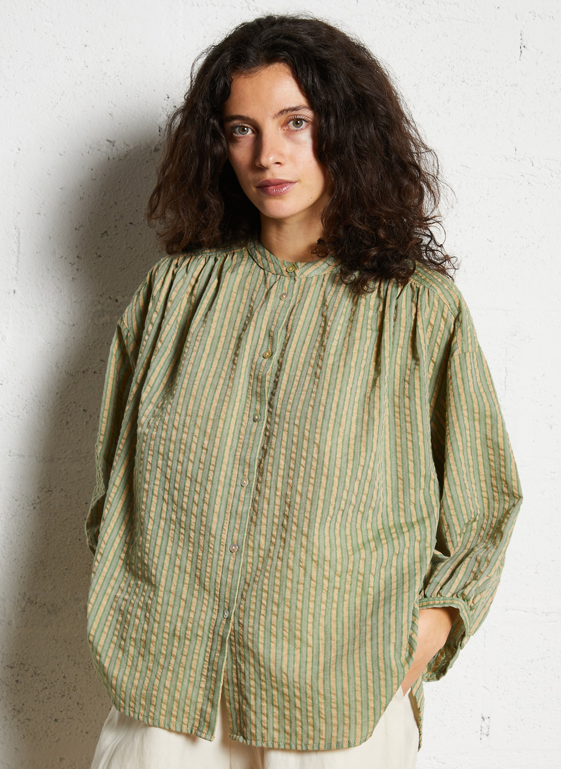 Weite Baumwollbluse mit Mao-Kragen JC SOPHIE Khaki