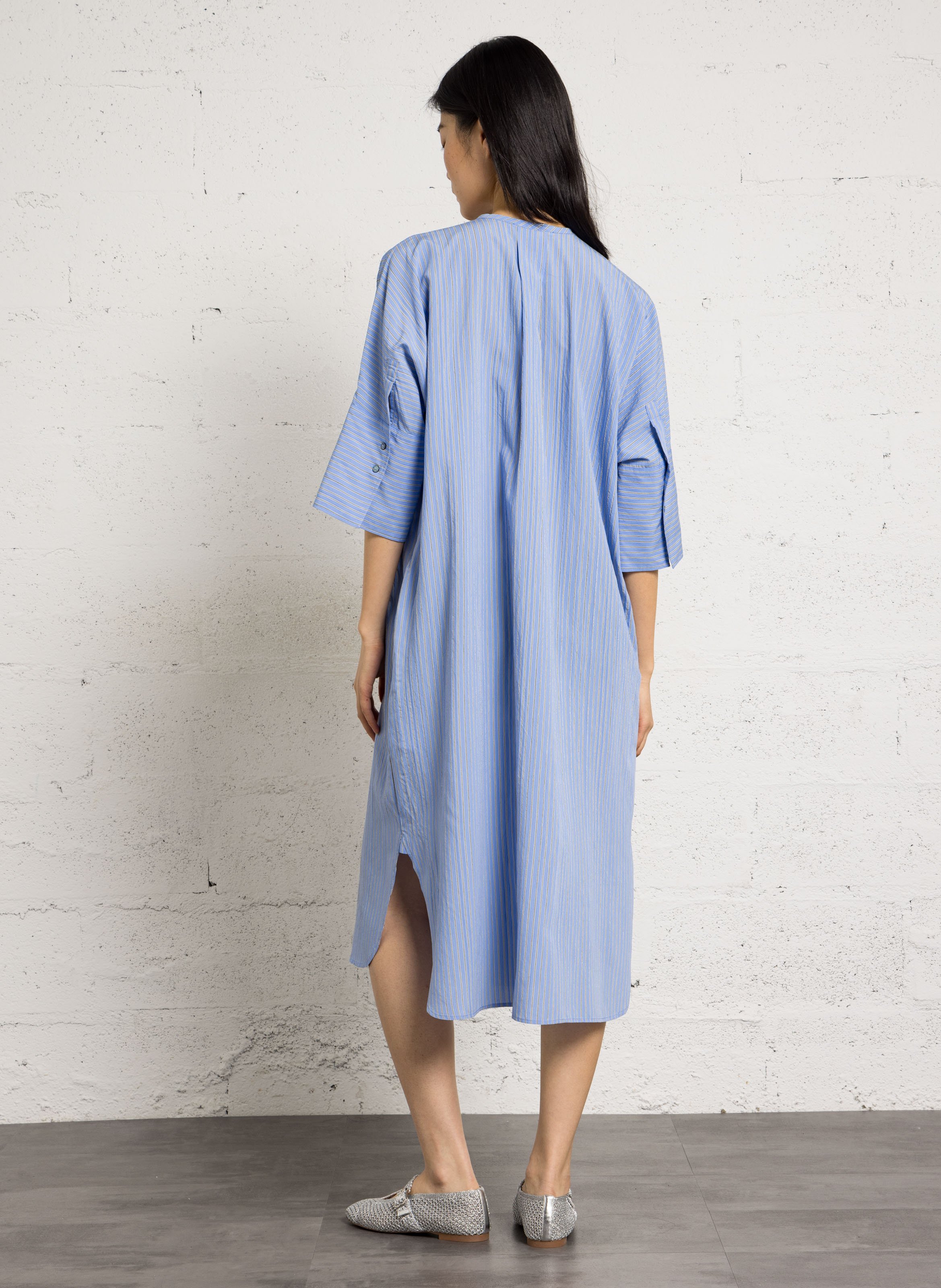 Langes, bedrucktes Kleid mit Rundhalsausschnitt POMANDERE Blau