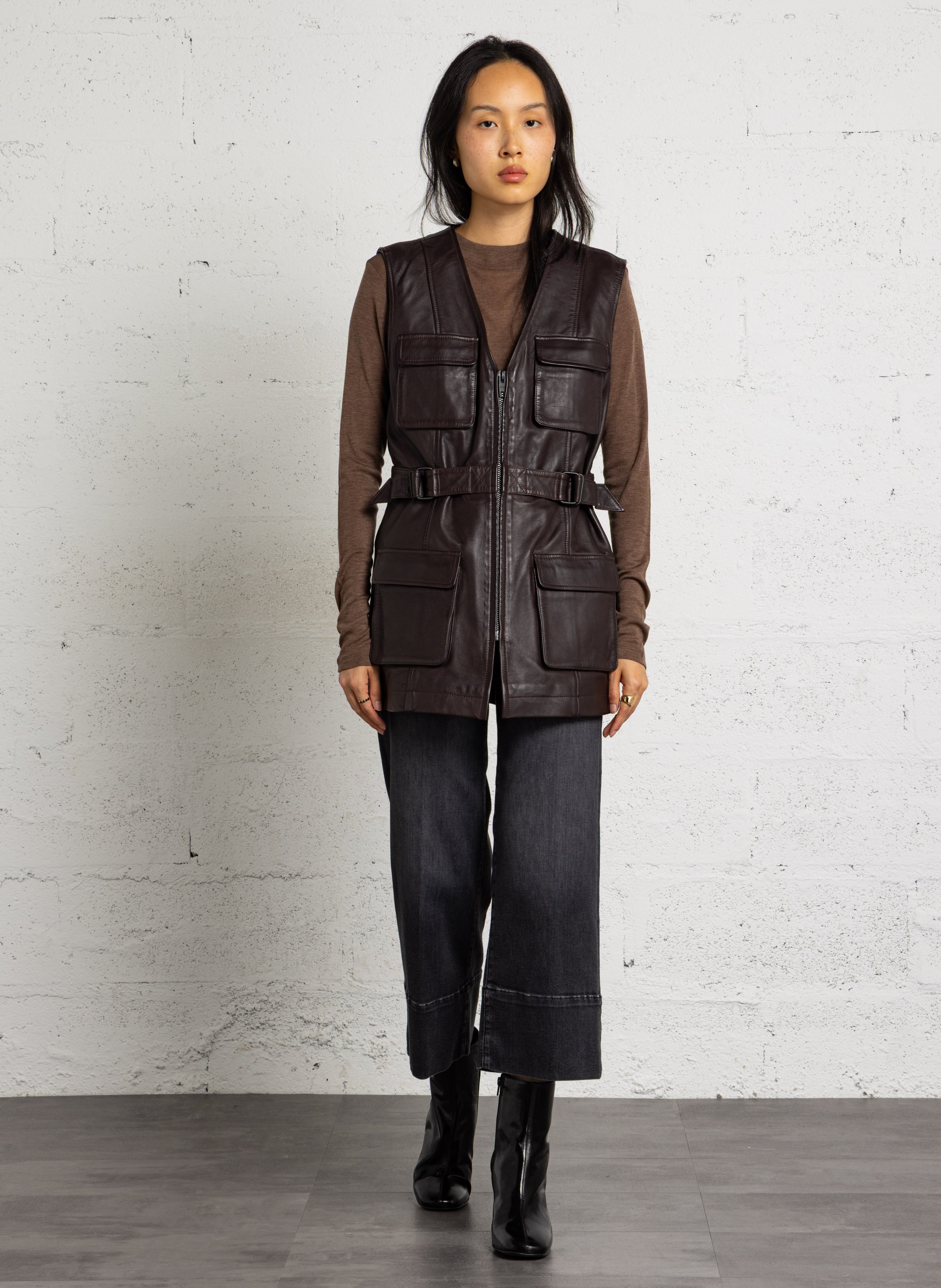 Veste cintrée sans manche en cuir  IKKS Marron