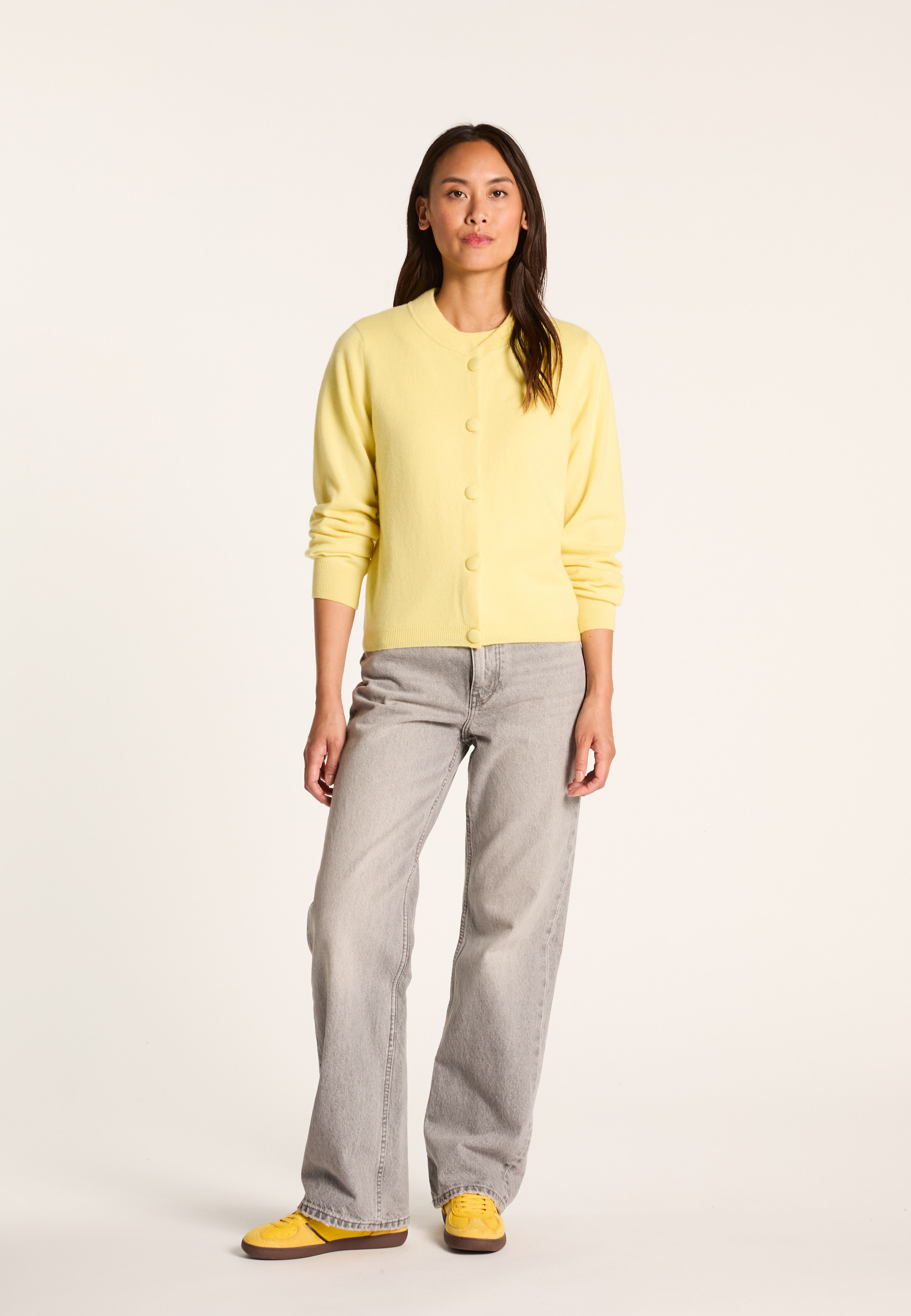 Buttoned cashmere cardigan AURA 08-jaune