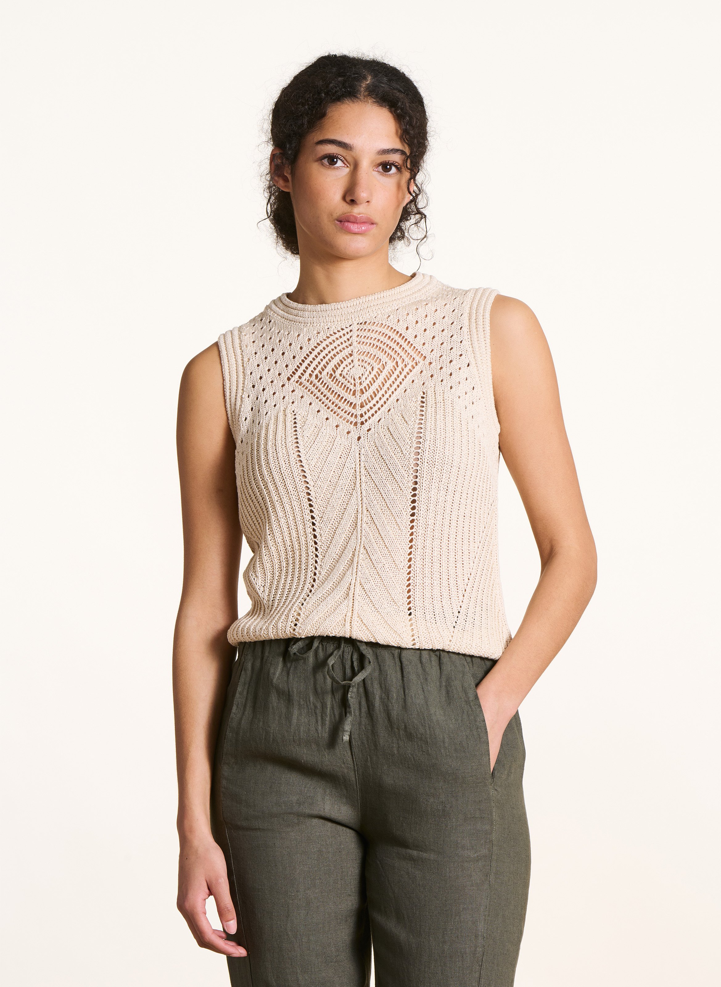 Pull droit col rond en maille LA FEE MARABOUTEE Blanc