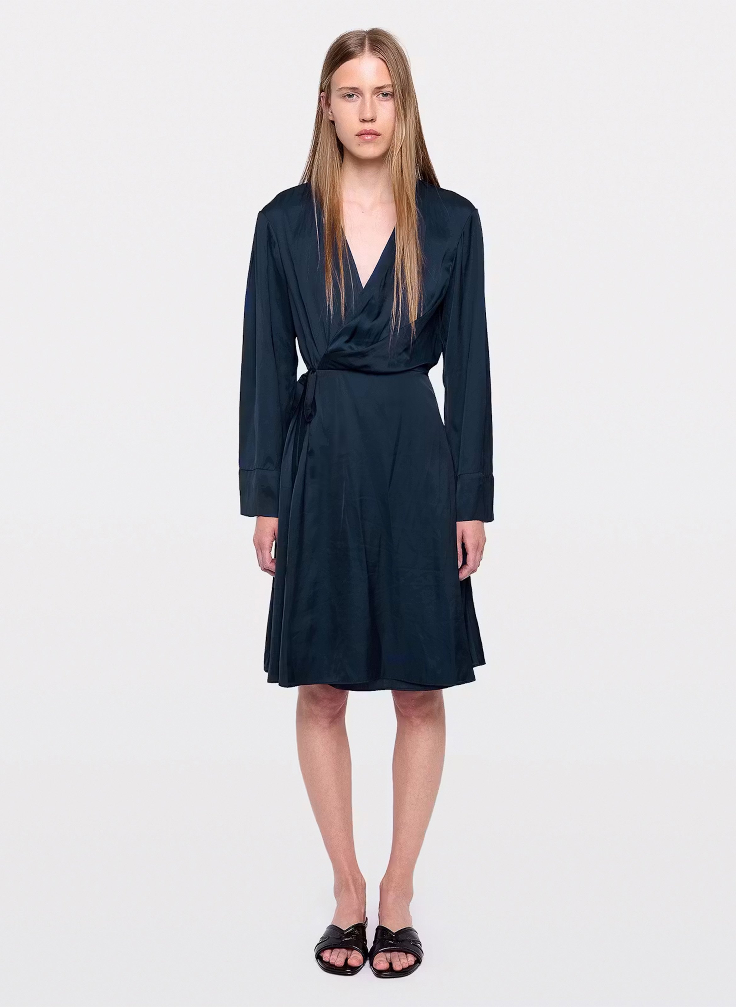 Korte, satijnachtige jurk met V-hals ZADIG&VOLTAIRE Blauw