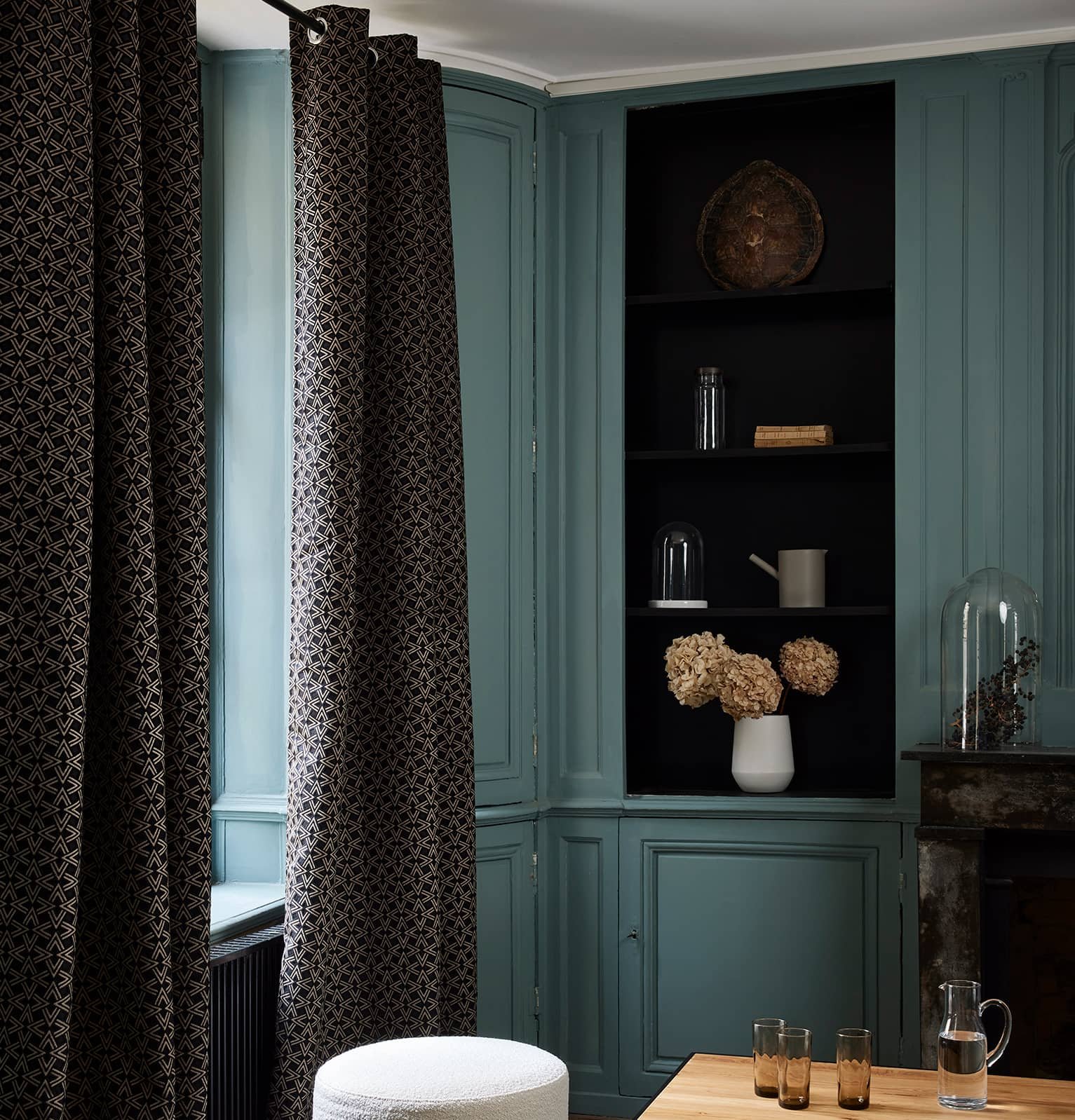 Curtain with eyelets MADURA Black