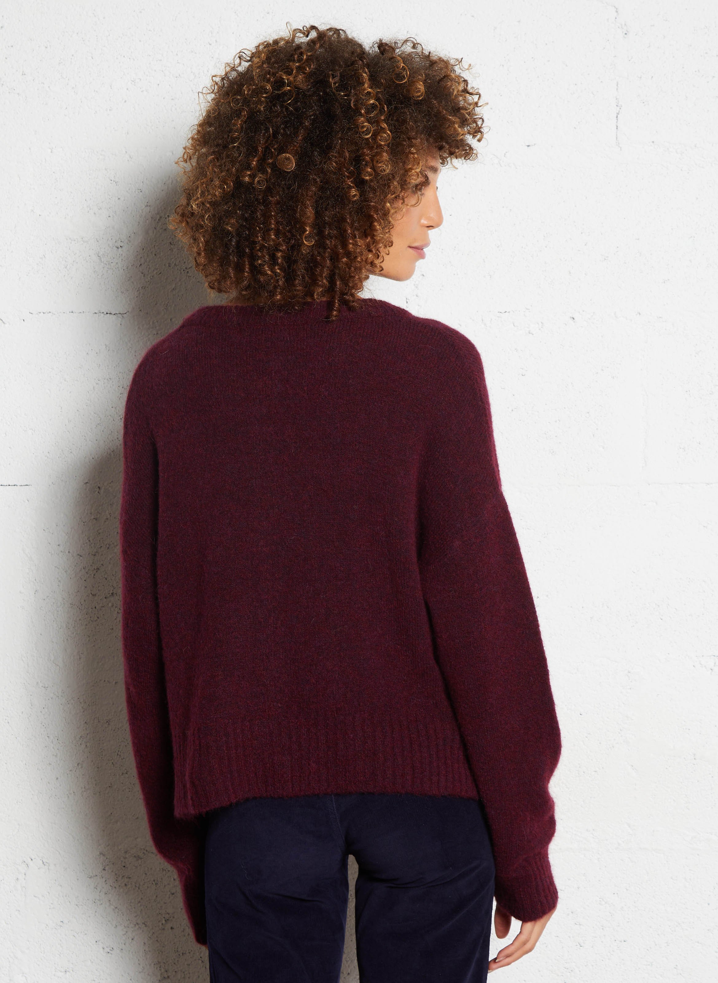 Loose-fit mixed-knit cardigan with round neck MAISON ANJE Plums