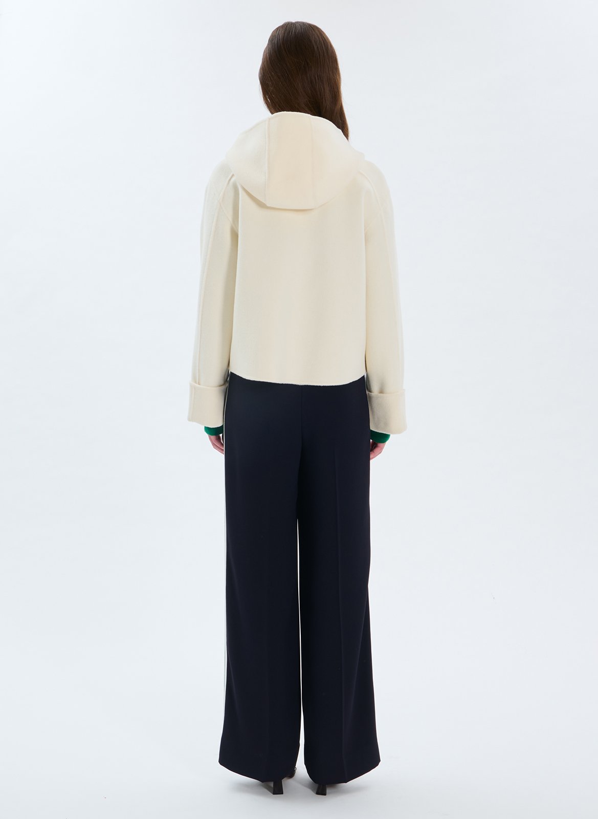 Kurzer Mantel mit weiten Ärmeln aus Wollmischung ZAPA Weiss