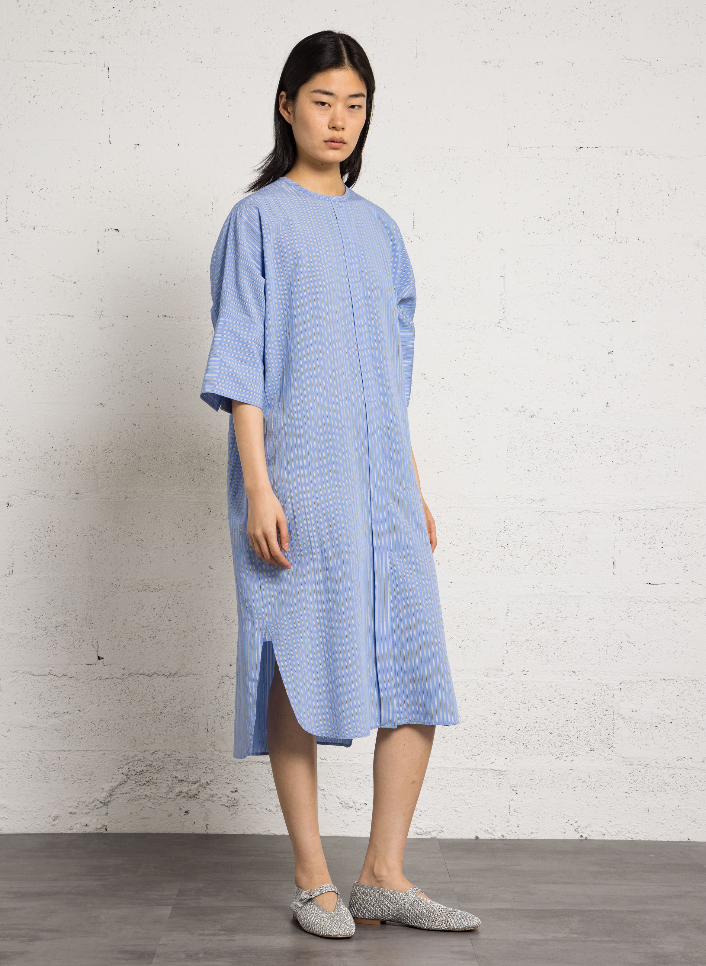 Langes, bedrucktes Kleid mit Rundhalsausschnitt POMANDERE Blau