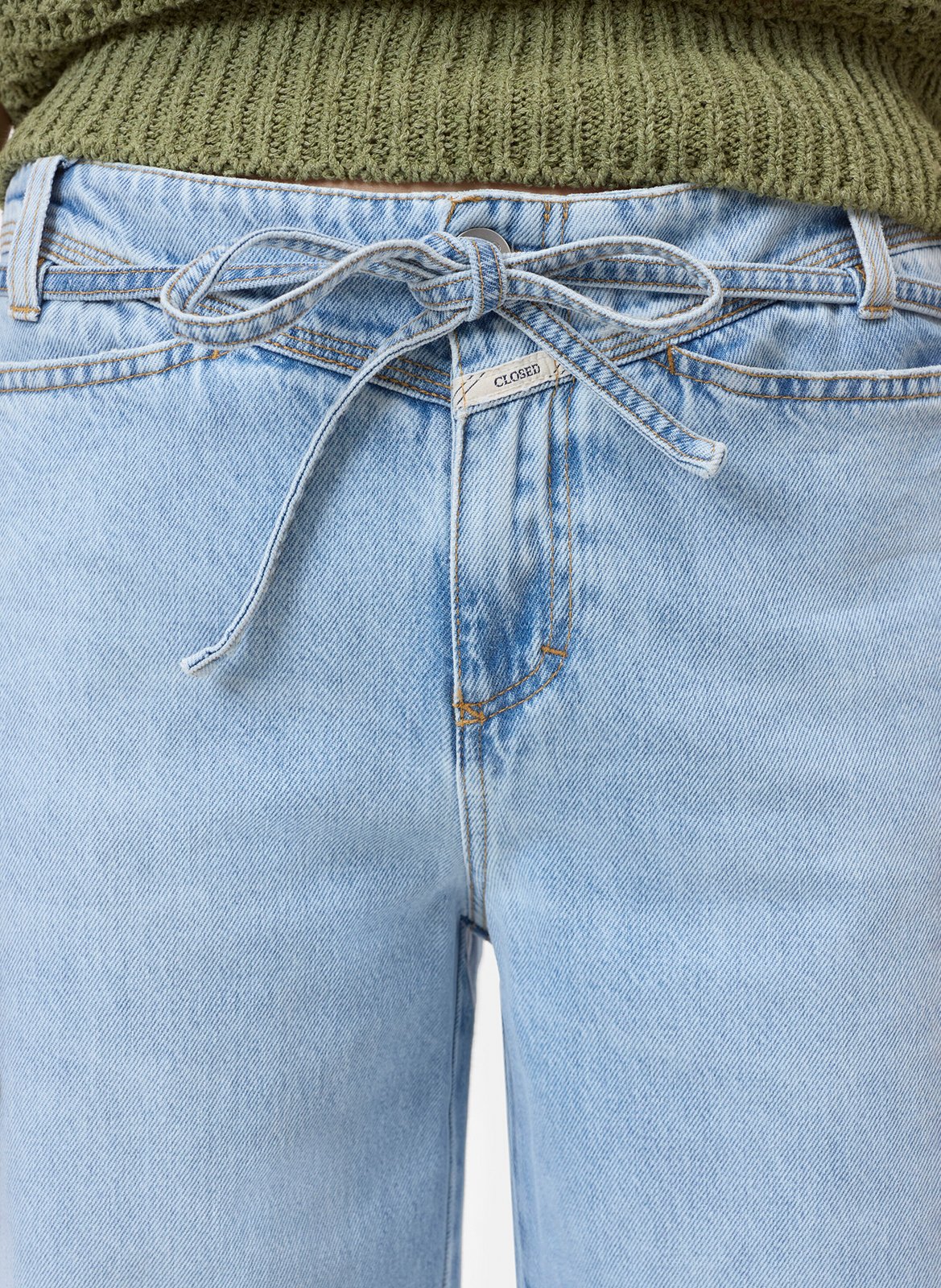 Weit geschnittene Jeans - aus Baumwolle CLOSED Blau
