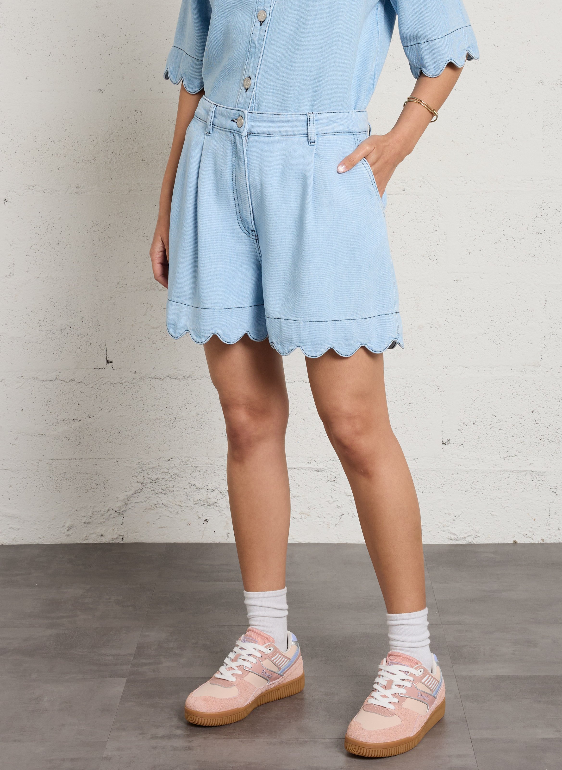 Weite Shorts mit hohem Bund STELLA NOVA Blau