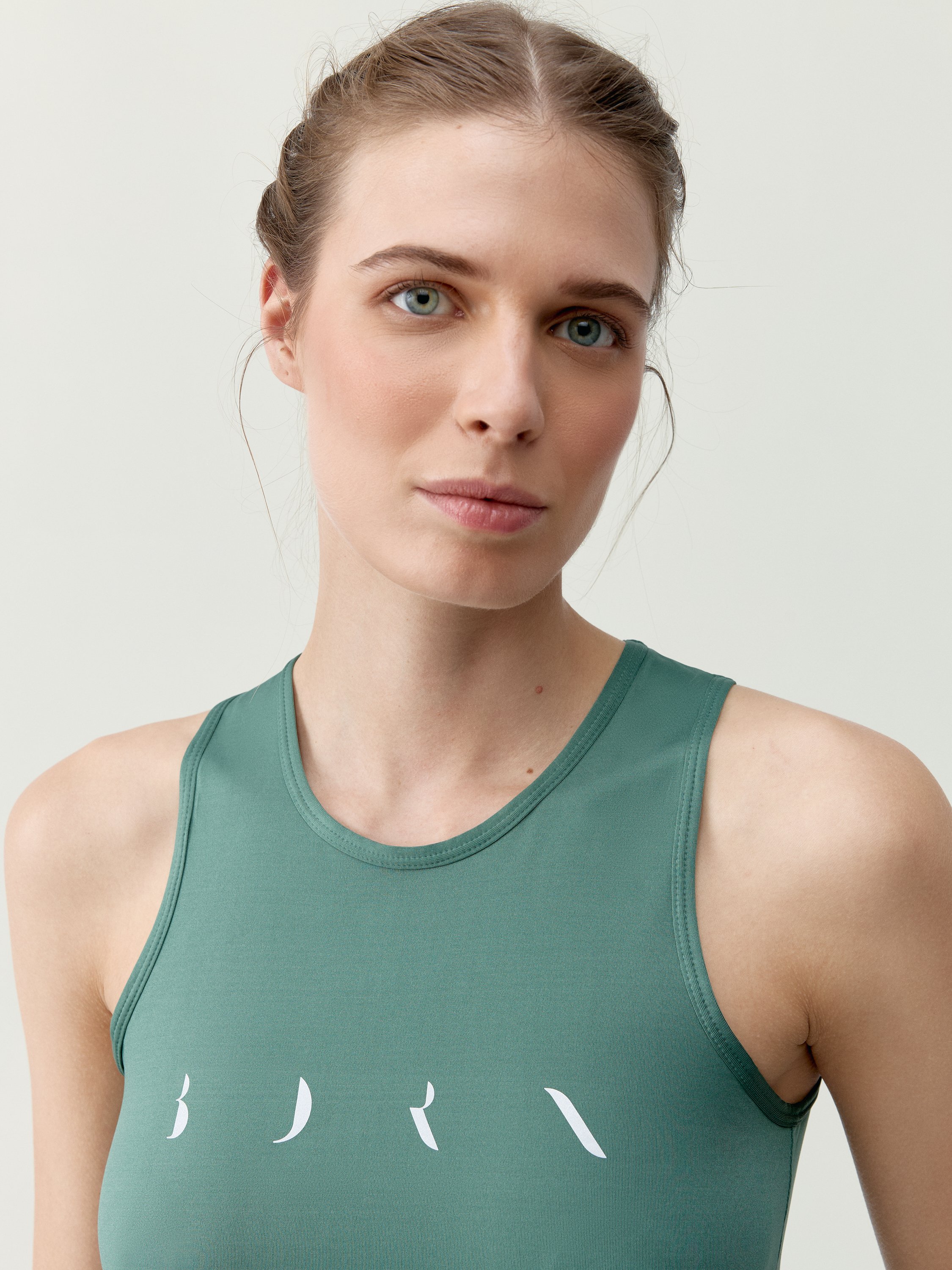 Sleeveless performance sports t-shirt BORN Green