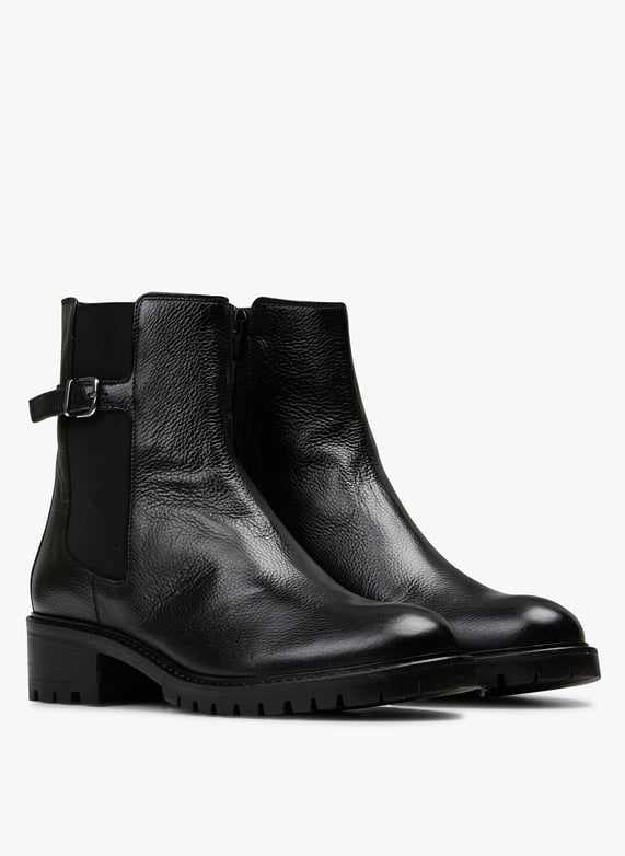 Gefütterte Lederstiefeletten mit Reißverschluss | Schwarz by MELLOW YELLOW Gefütterte Lederstiefeletten mit Reißverschluss Schwarz
