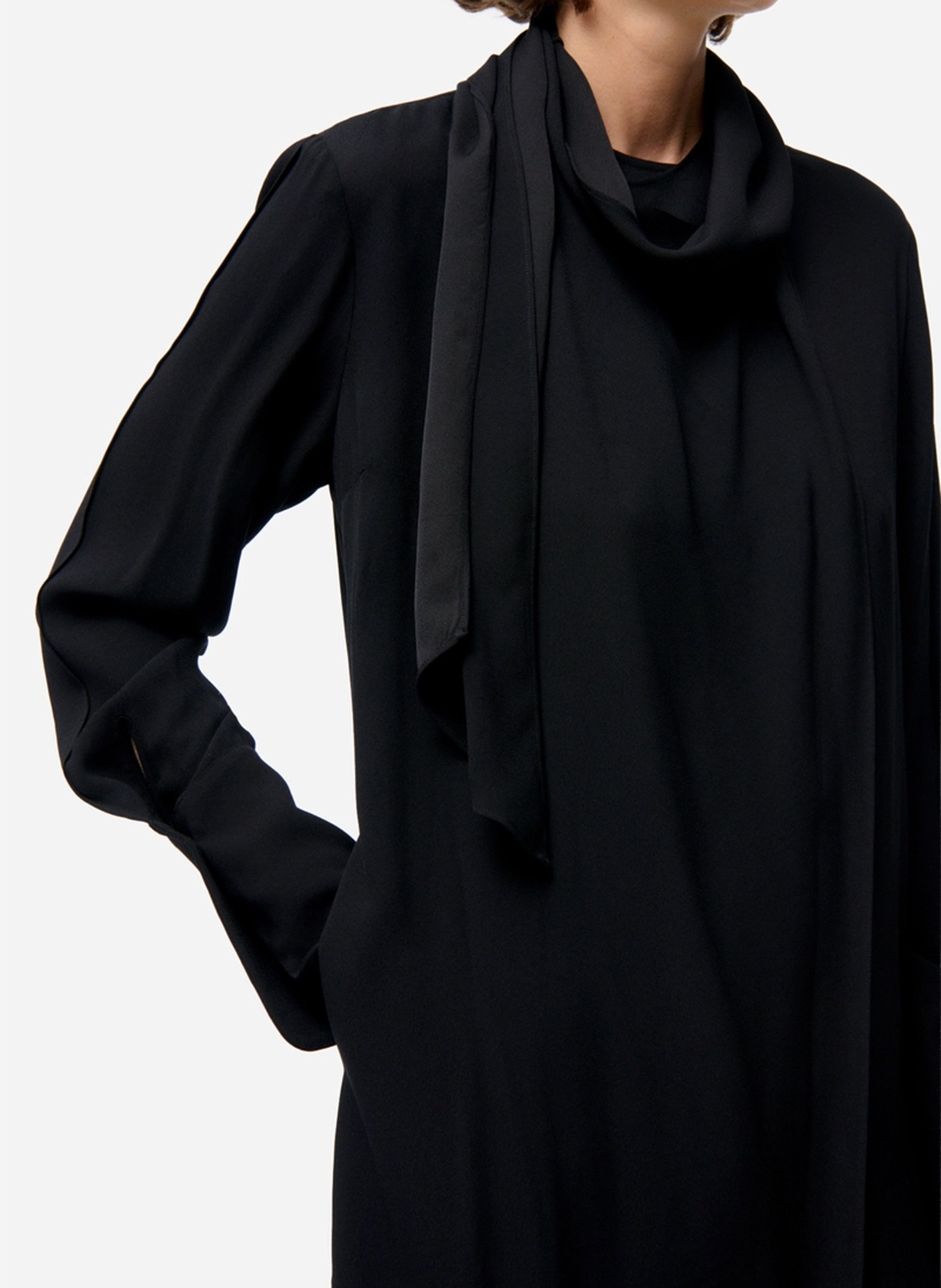 Korte jurk met strikkraag VANESSA BRUNO Zwart