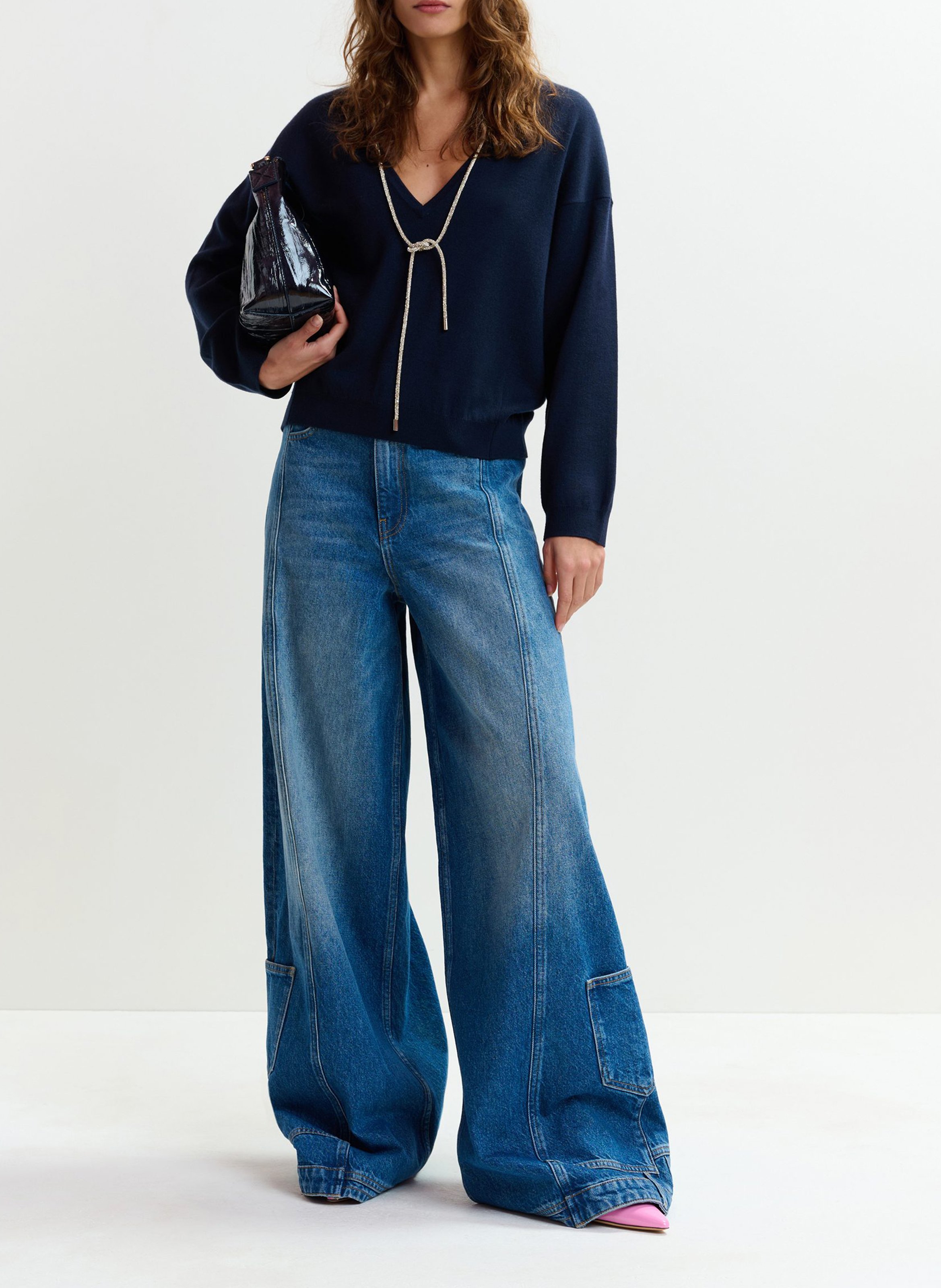 Crackled shoulder bag ESSENTIEL ANTWERP Black