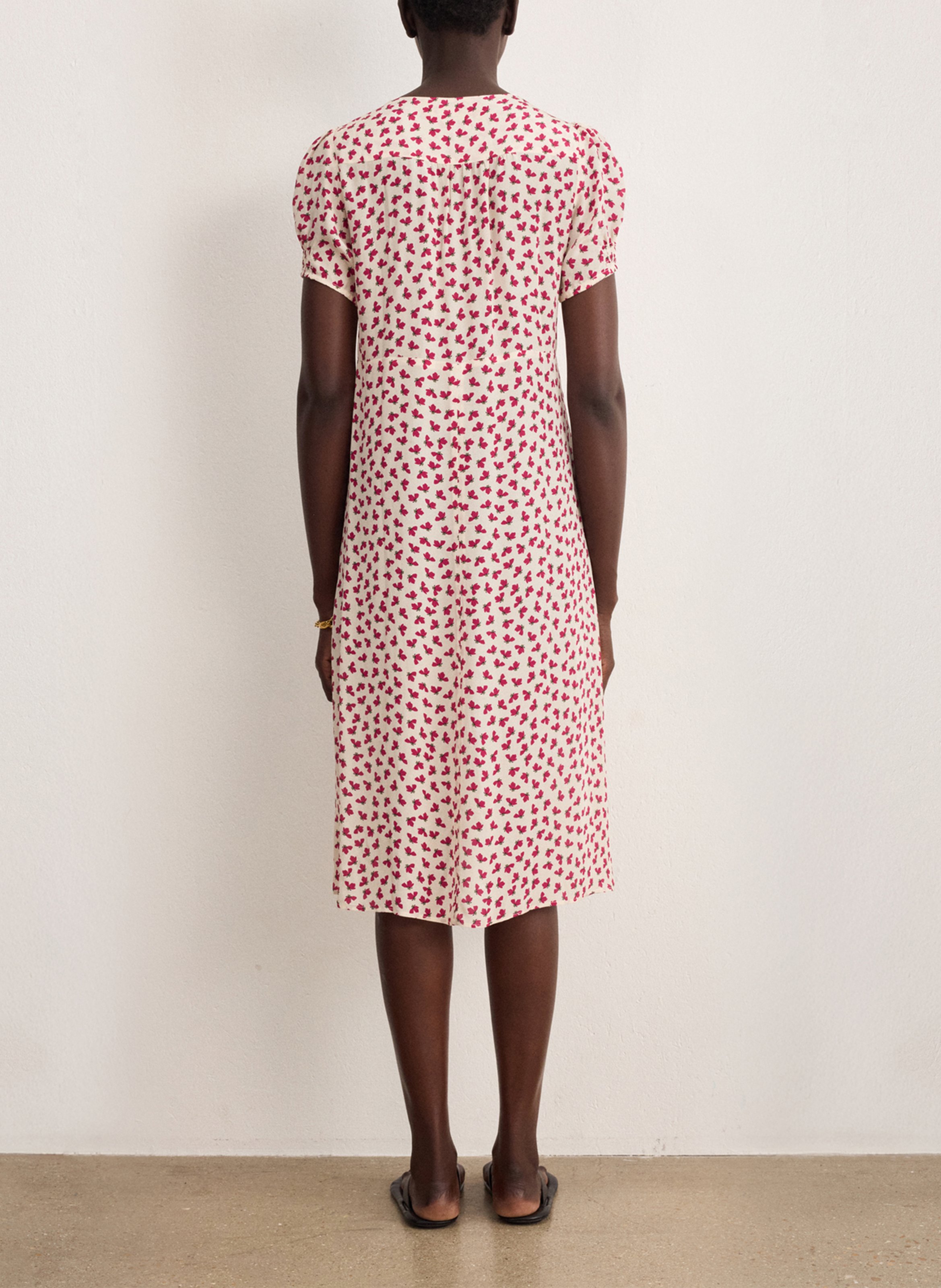 Lange jurk met V-hals en print PABLO Beige